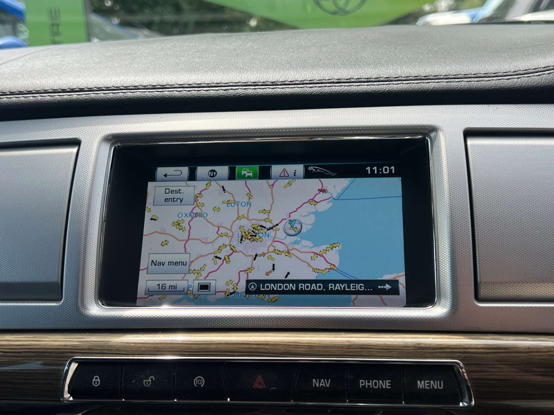 JAGUAR XF 2.2 XF Premium Luxury D Auto 4dr #16
