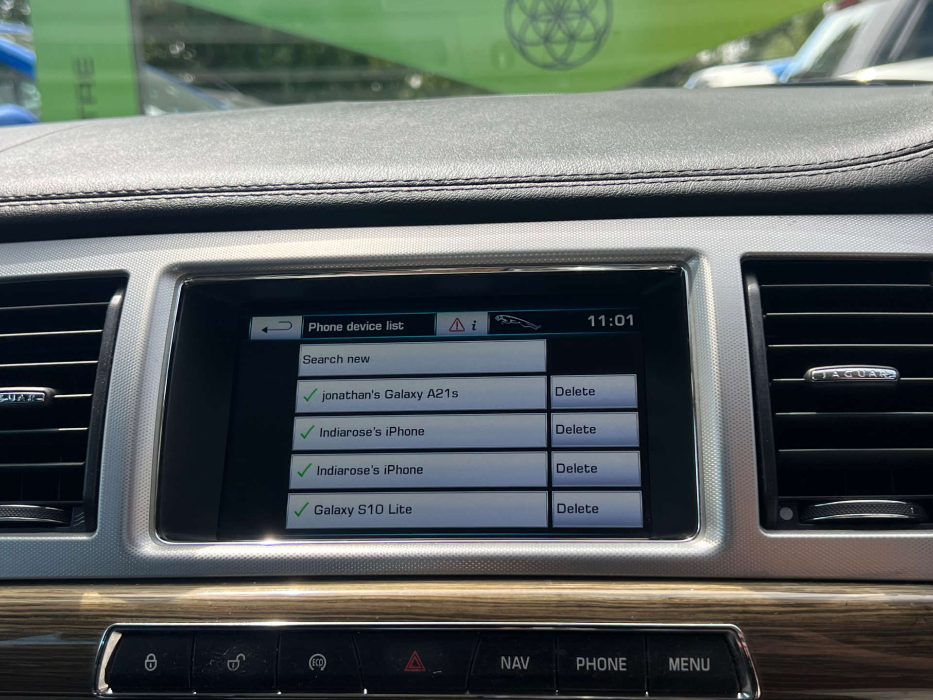 JAGUAR XF 2.2 XF Premium Luxury D Auto 4dr #19