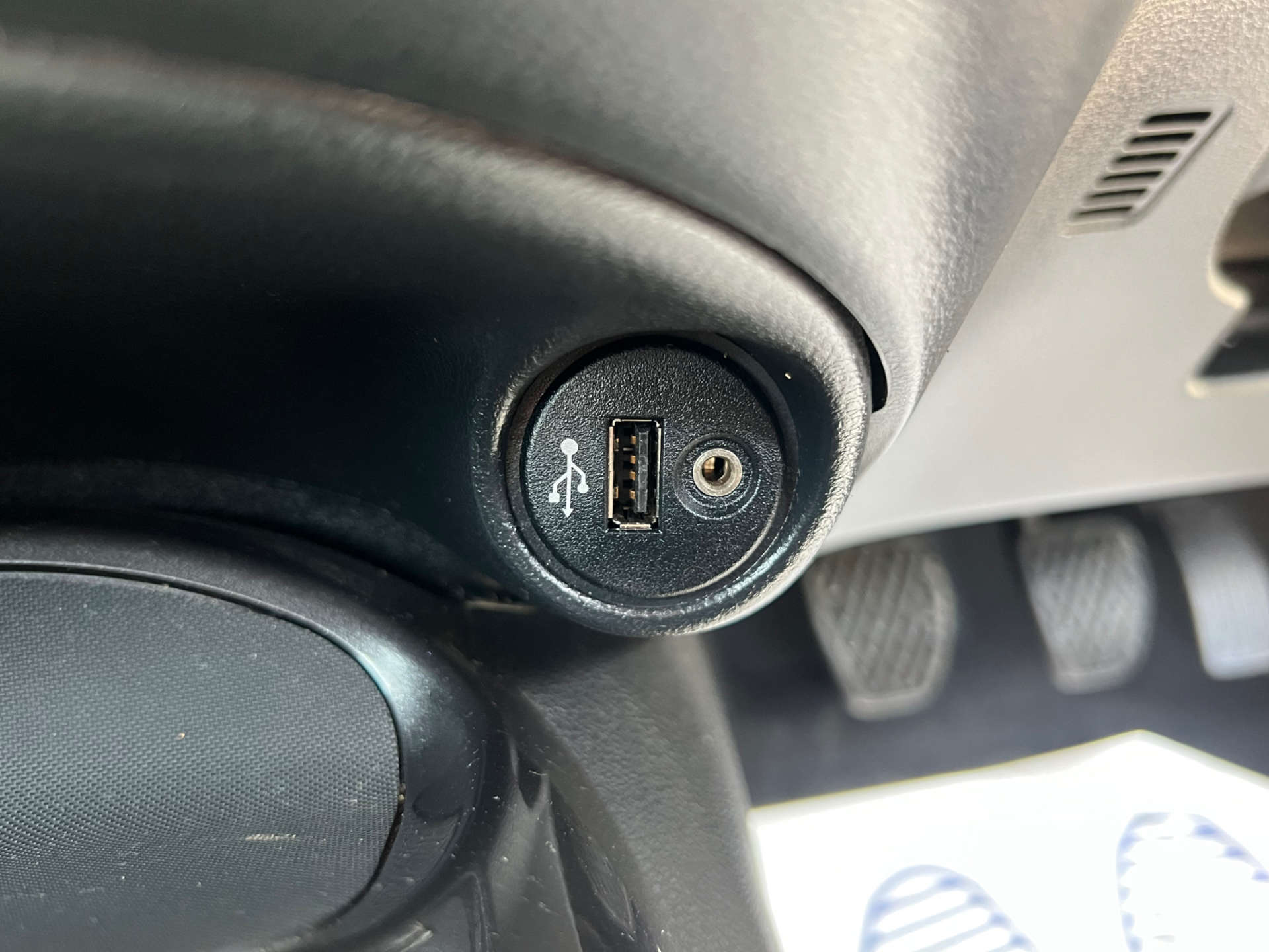 NISSAN JUKE 1.5 Juke N-Connecta dCi 5dr #21