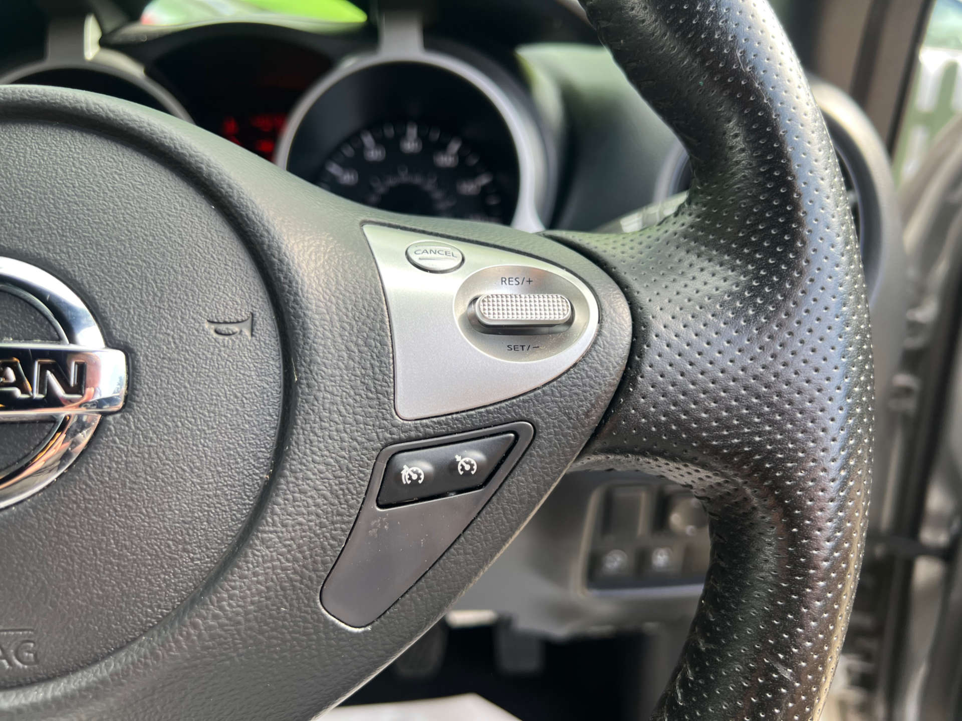NISSAN JUKE 1.5 Juke N-Connecta dCi 5dr #24