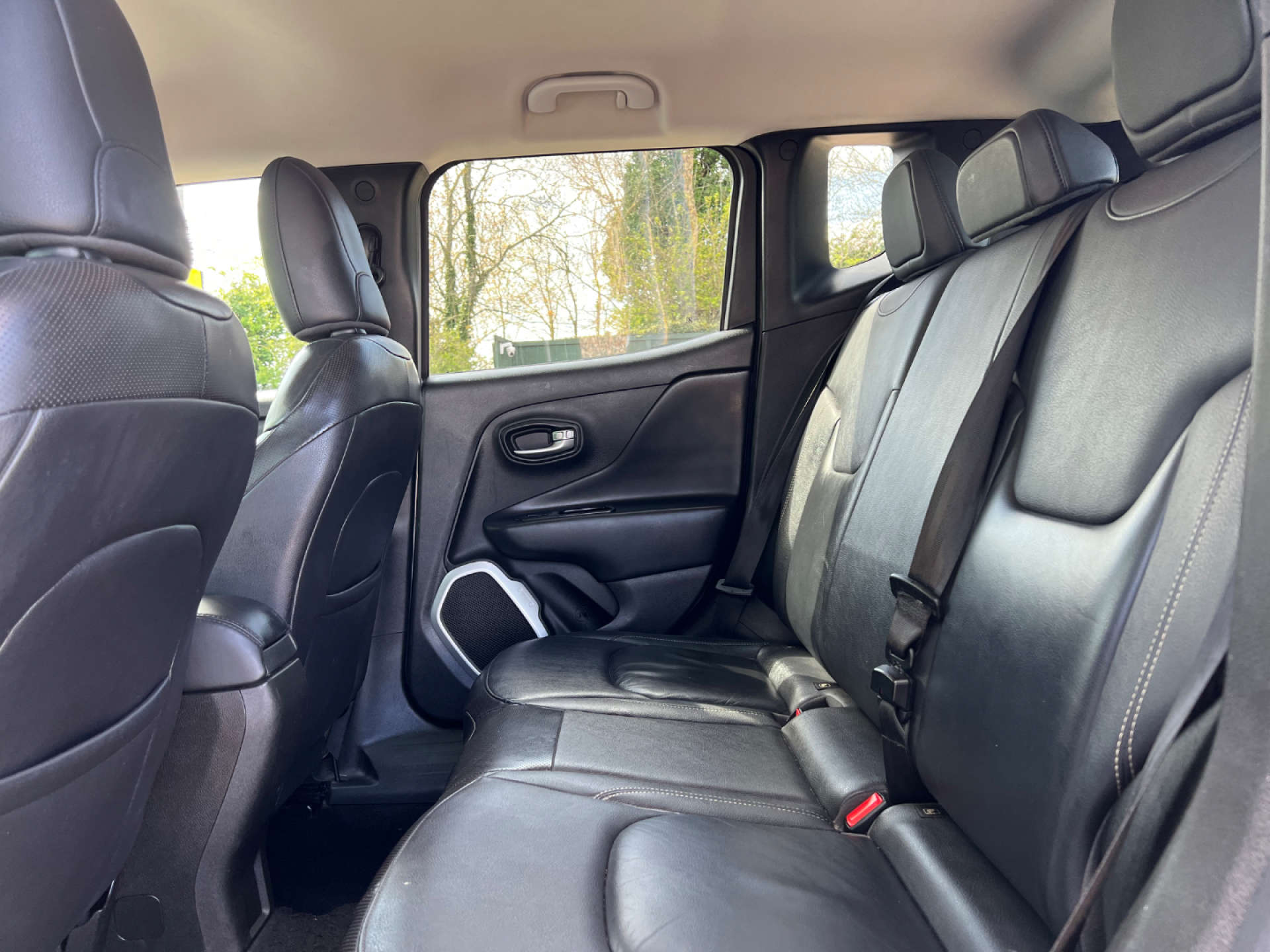 JEEP RENEGADE 2.0 Renegade Limited Edition MultiJet 4x4 4WD 5dr #13