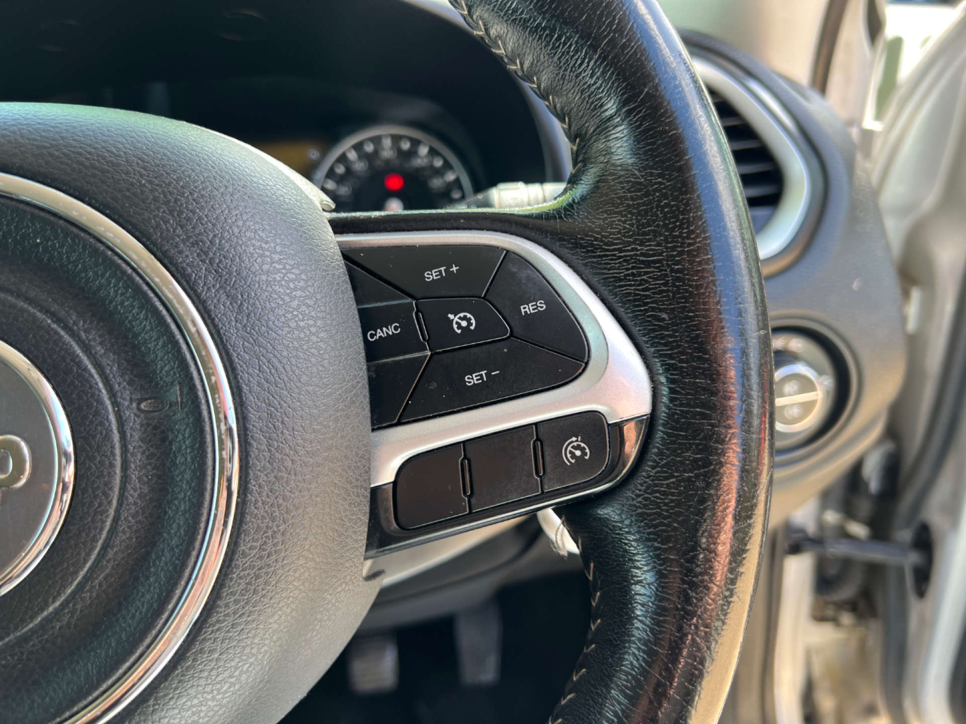 JEEP RENEGADE 2.0 Renegade Limited Edition MultiJet 4x4 4WD 5dr #22