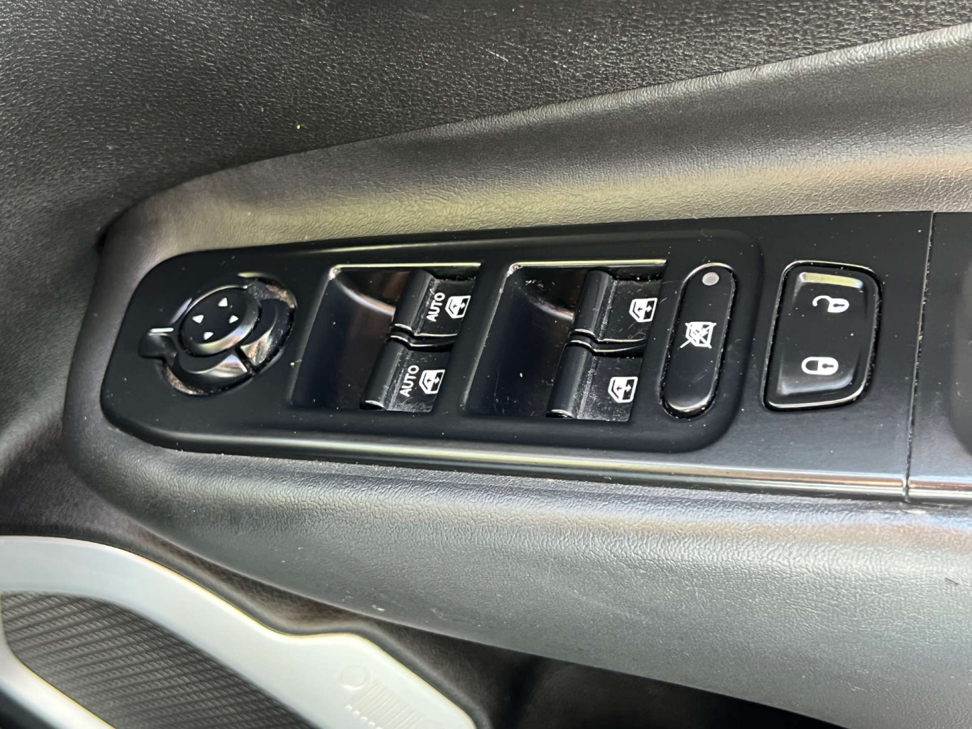JEEP RENEGADE 2.0 Renegade Limited Edition MultiJet 4x4 4WD 5dr #25