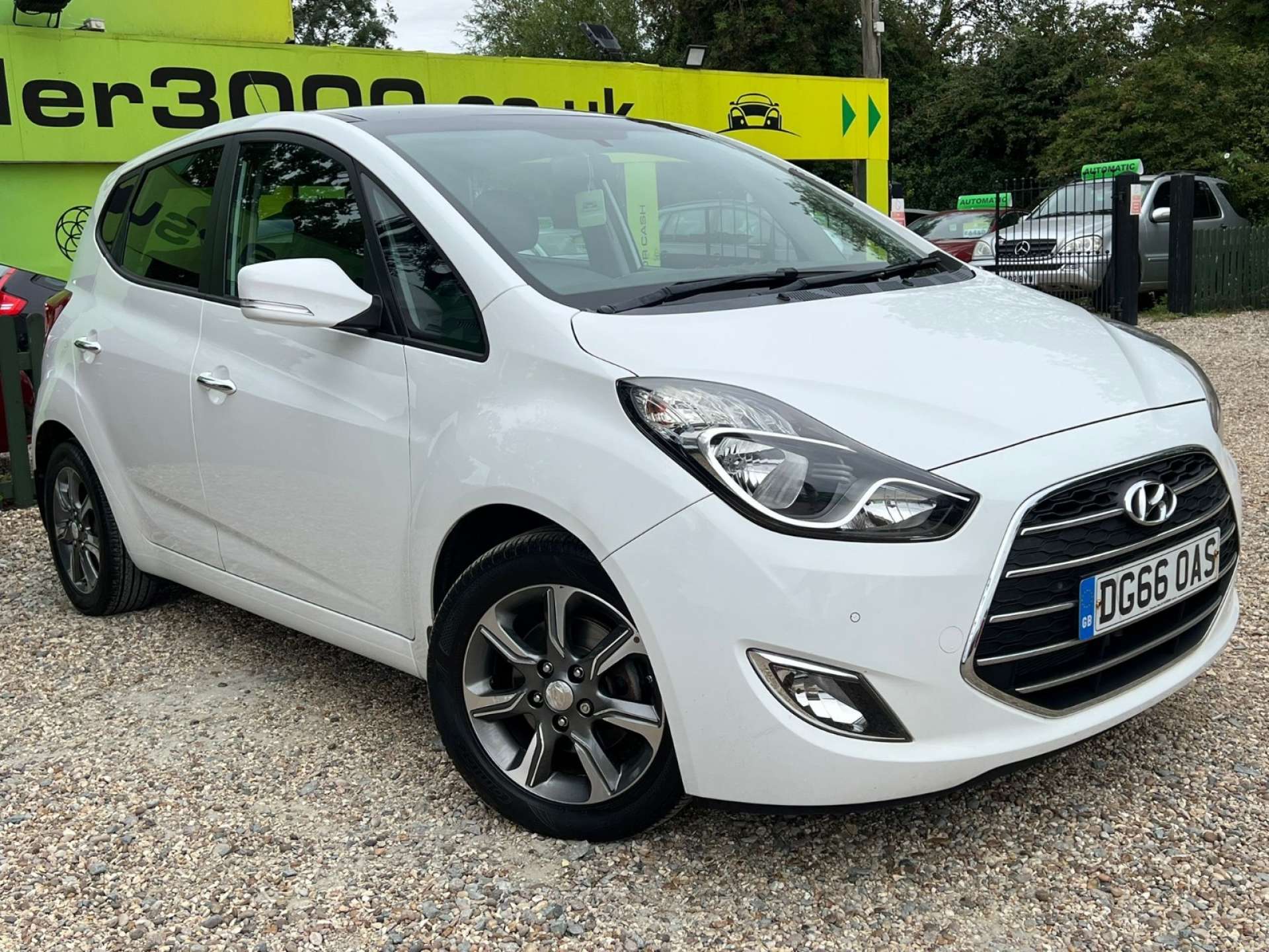 HYUNDAI IX20 1.6 ix20 Premium CRDi Blue Drive 5dr #27