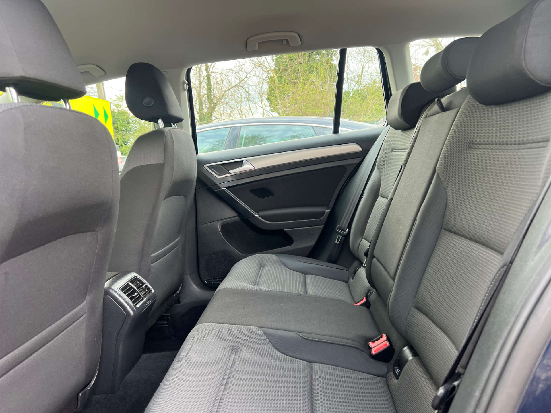 VOLKSWAGEN GOLF 2.0 Golf SE BlueMotion Technology TDI 5dr #13