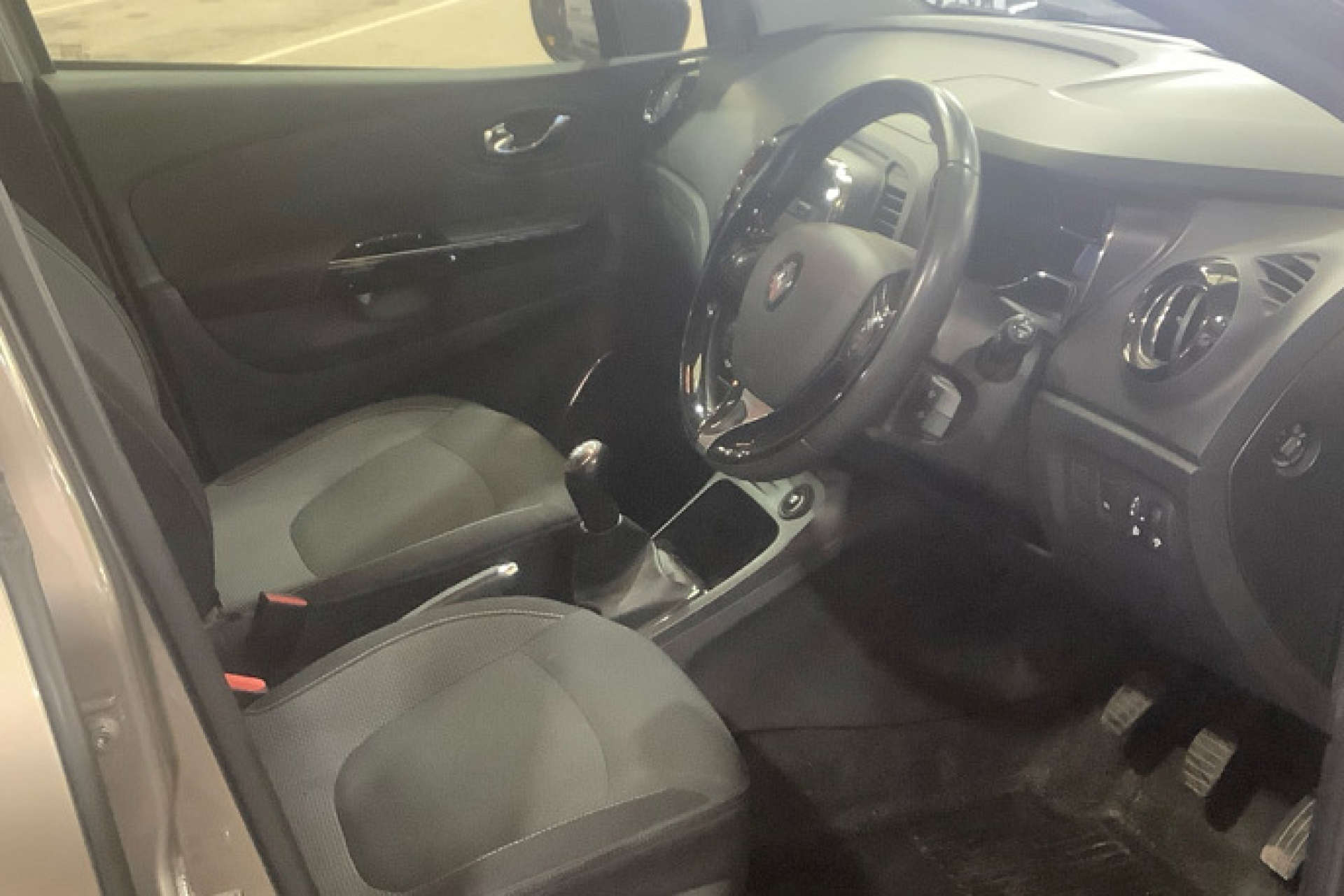 RENAULT CAPTUR 0.9 Captur Dynamique Nav TCe 5dr #2