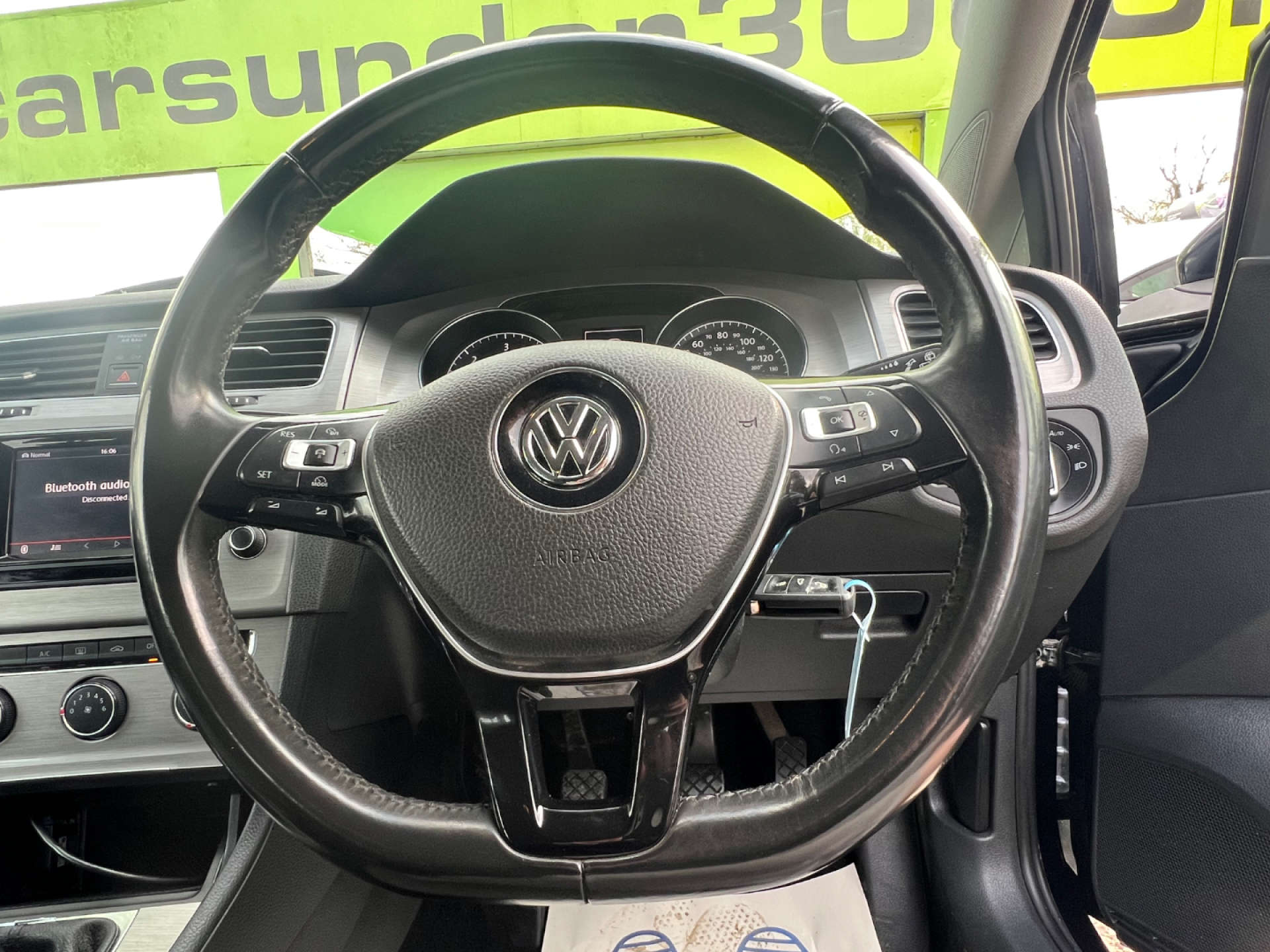 VOLKSWAGEN GOLF 2.0 Golf SE BlueMotion Technology TDI 5dr #32