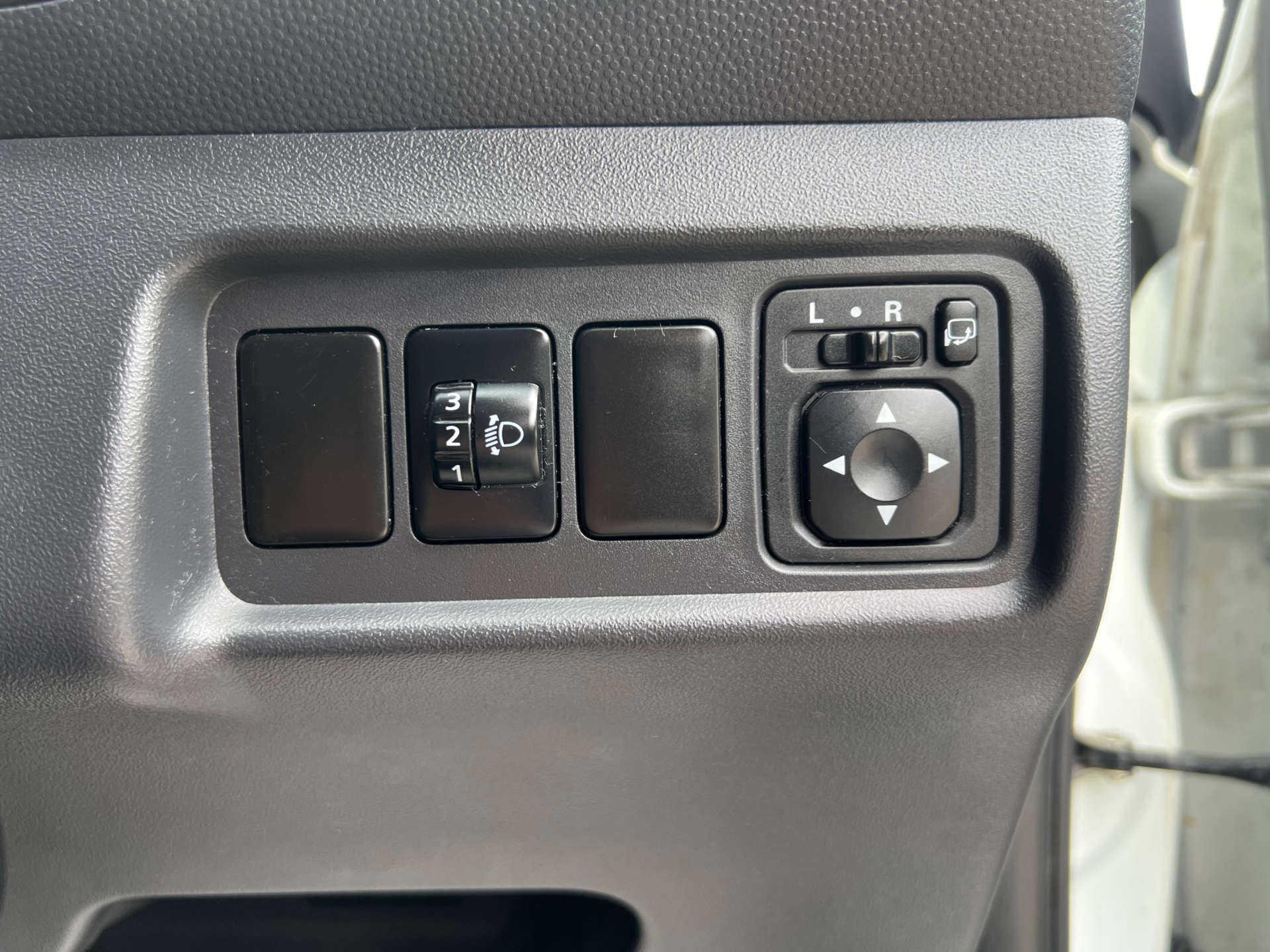 MITSUBISHI MIRAGE 1.2 Mirage Juro 5dr #24
