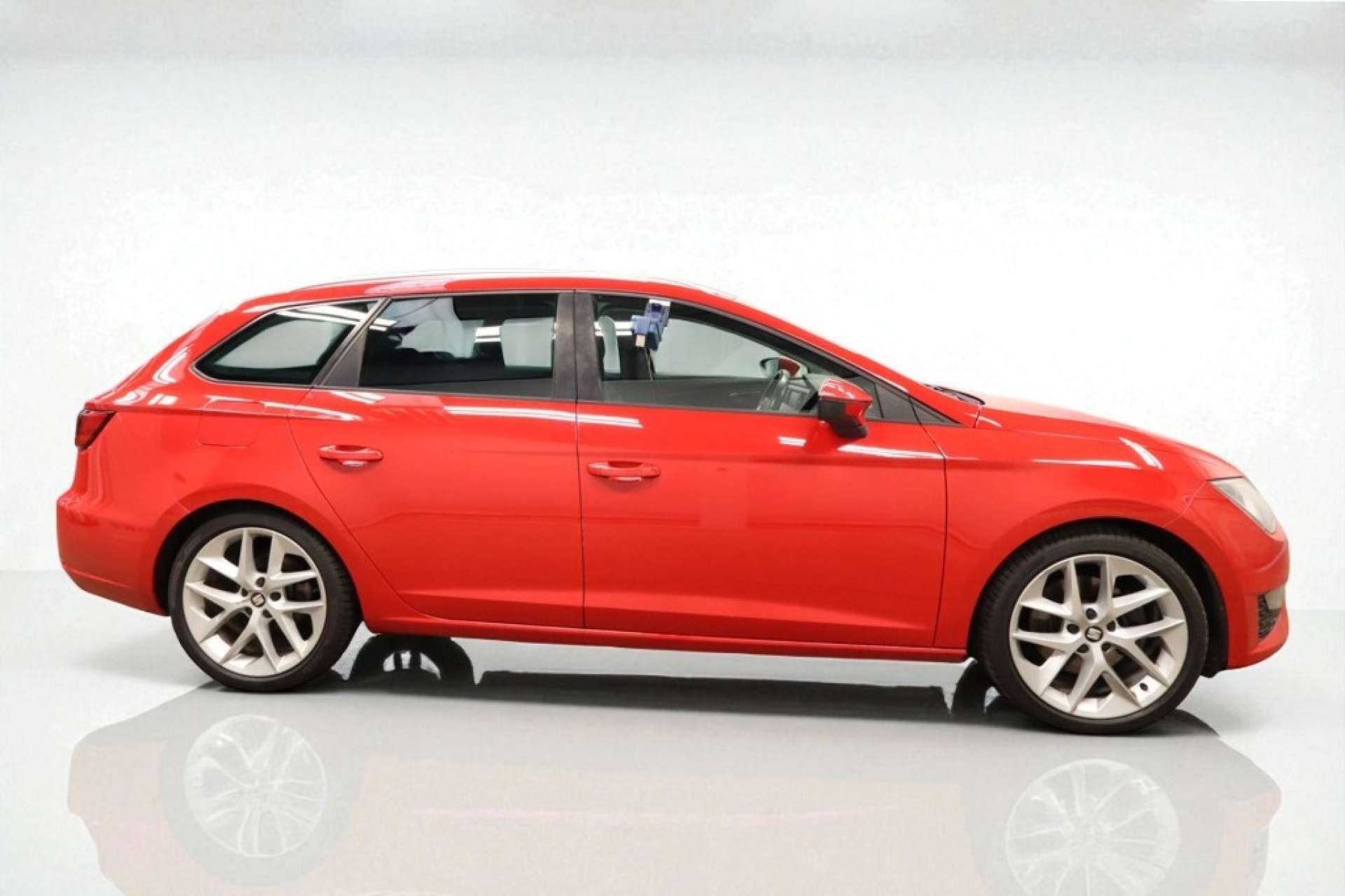 SEAT LEON 2.0 Leon FR Technology TDI 5dr #9