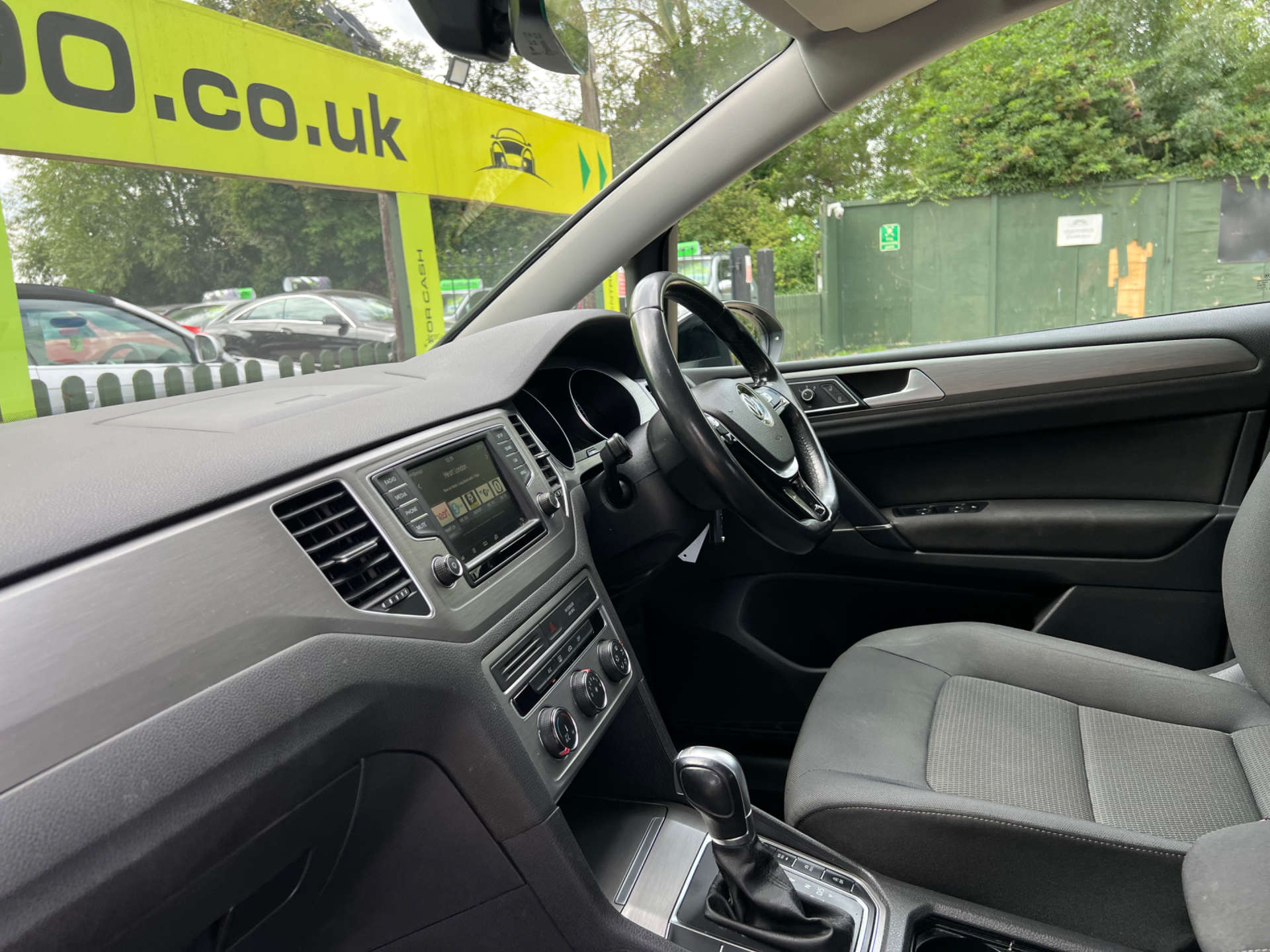 VOLKSWAGEN GOLF SV 1.6 Golf SV SE TDI Semi-Auto 5dr #16