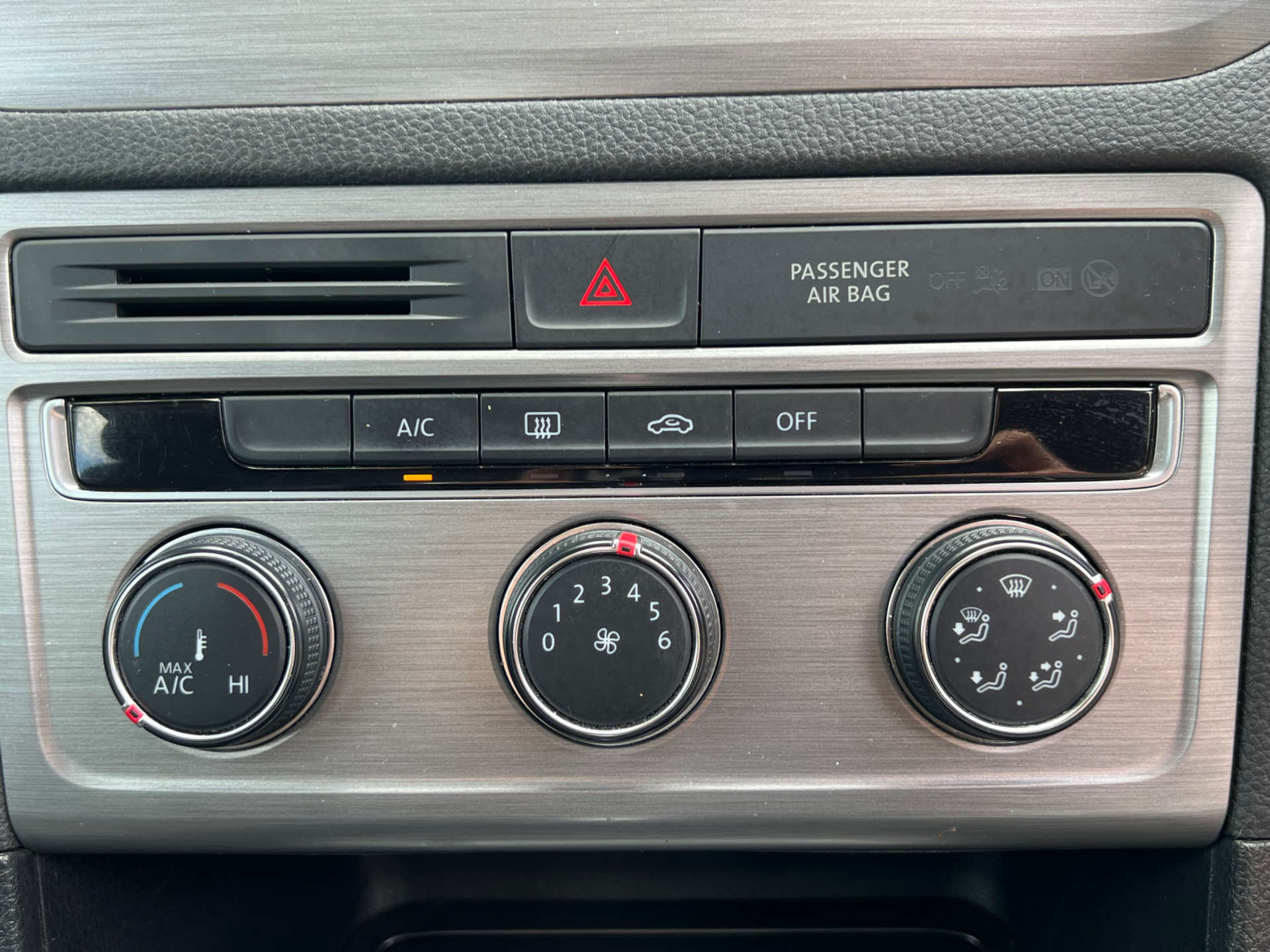 VOLKSWAGEN GOLF SV 1.6 Golf SV SE TDI Semi-Auto 5dr #19