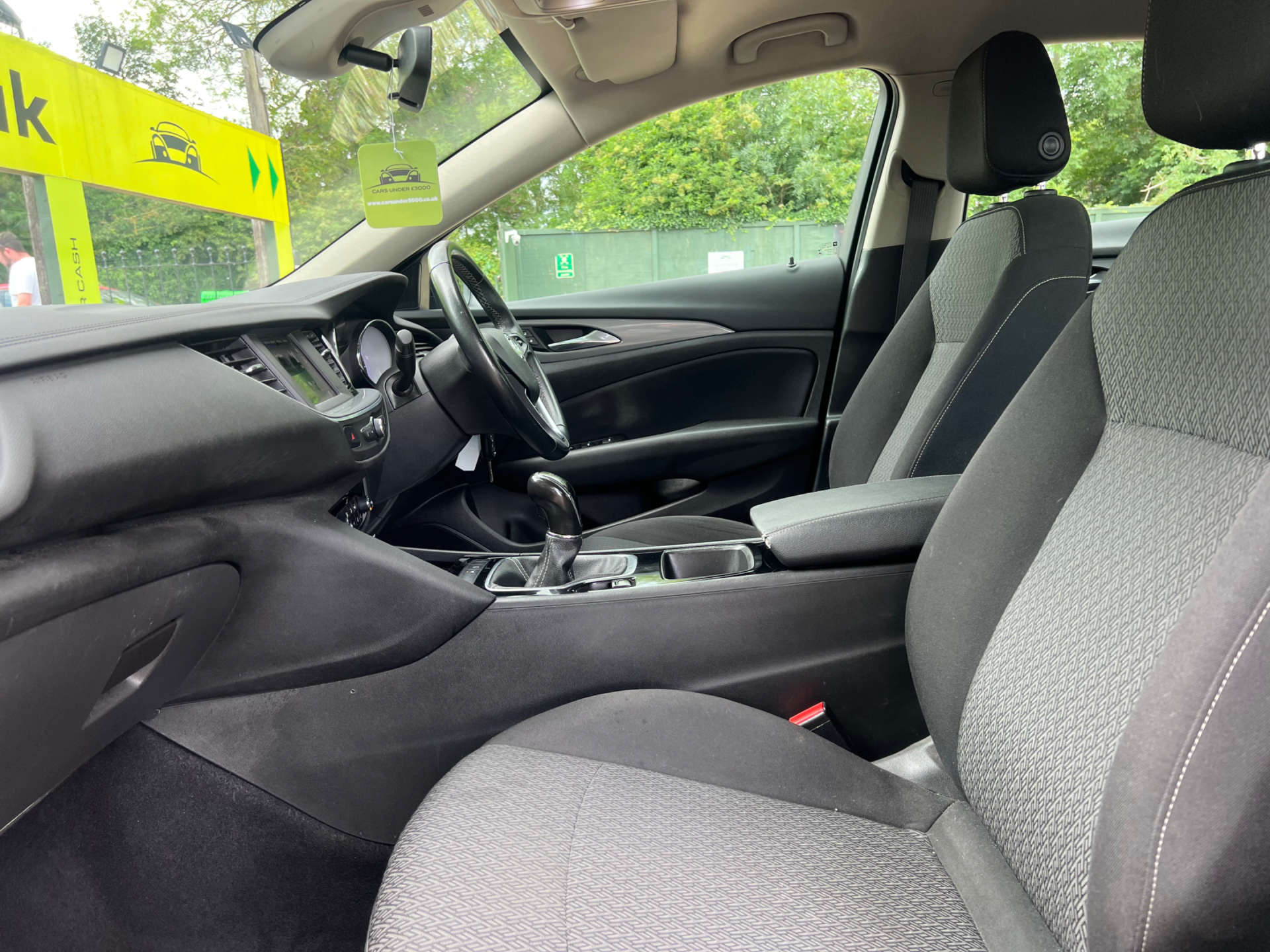 VAUXHALL INSIGNIA 1.6 Insignia Design ecoTec D 5dr #13