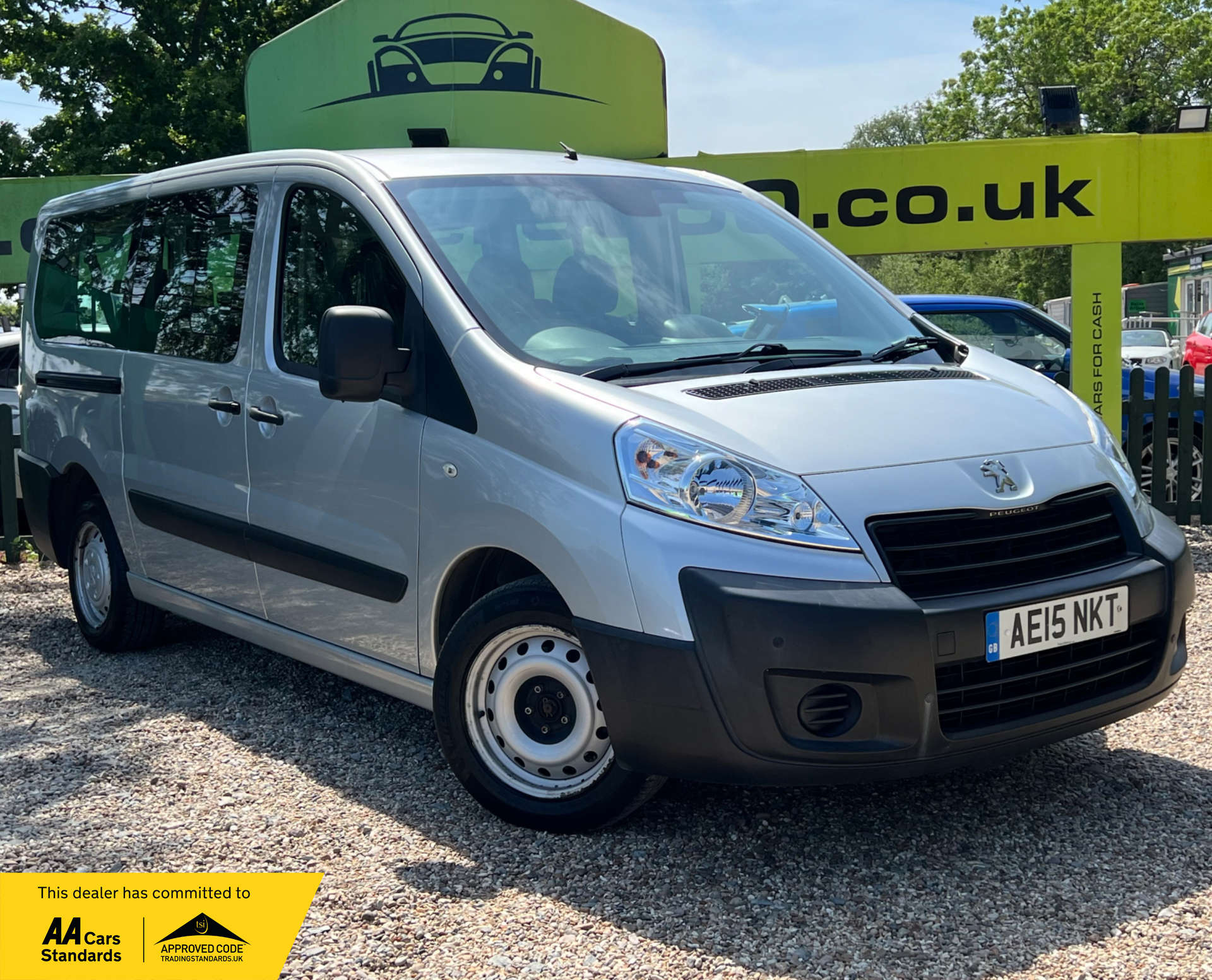 PEUGEOT EXPERT TEPEE 2.0 Expert Tepee Comfort L2 HDi Auto 5dr