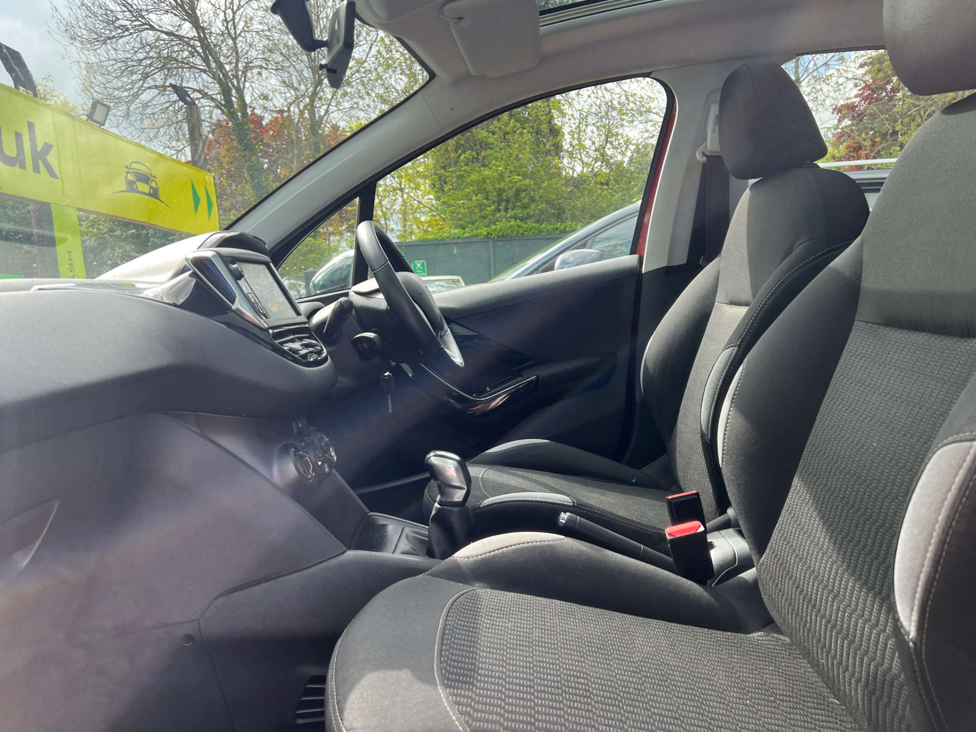 PEUGEOT 208 1.2 208 Style 5dr #14
