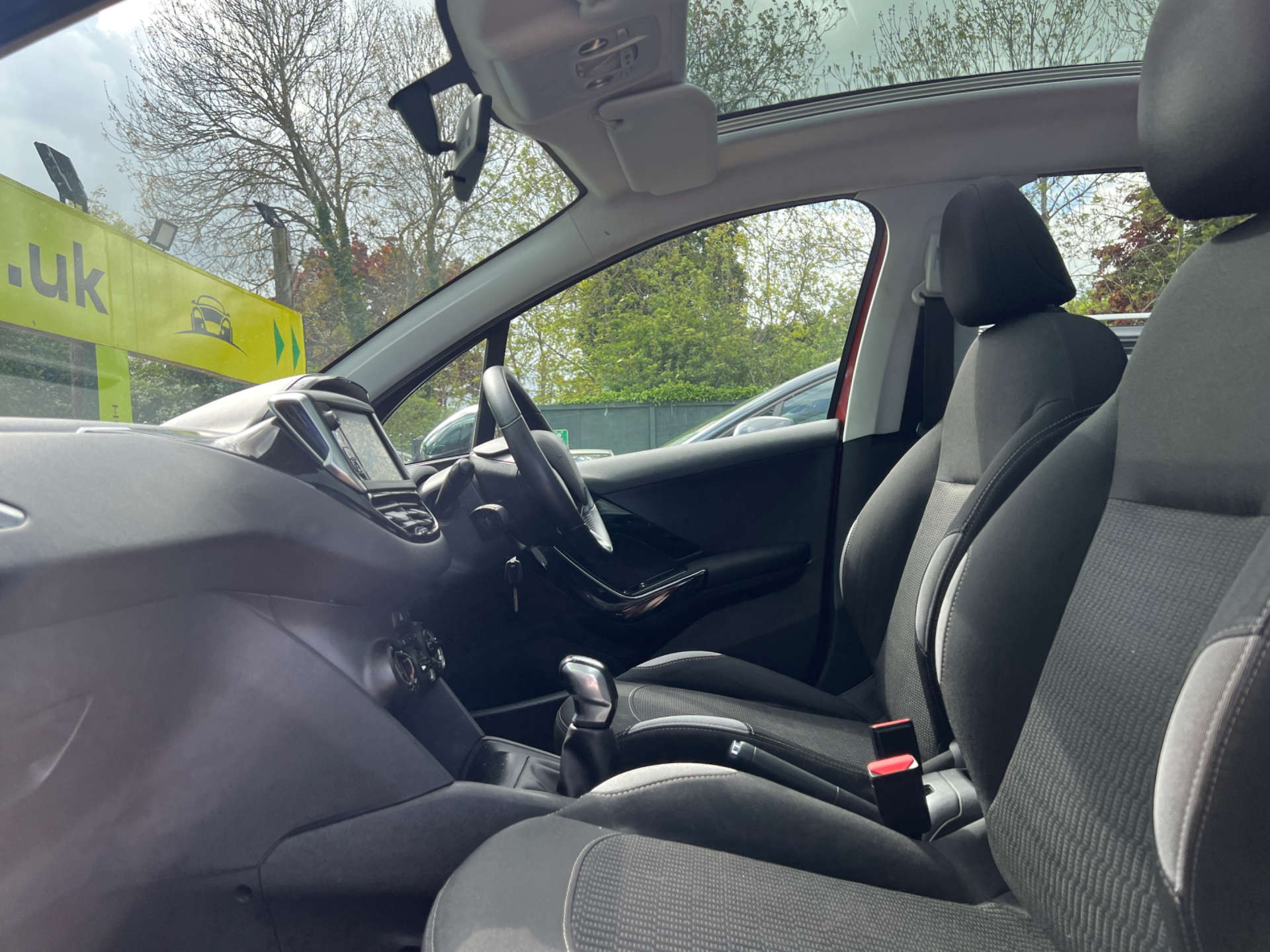 PEUGEOT 208 1.2 208 Style 5dr #15