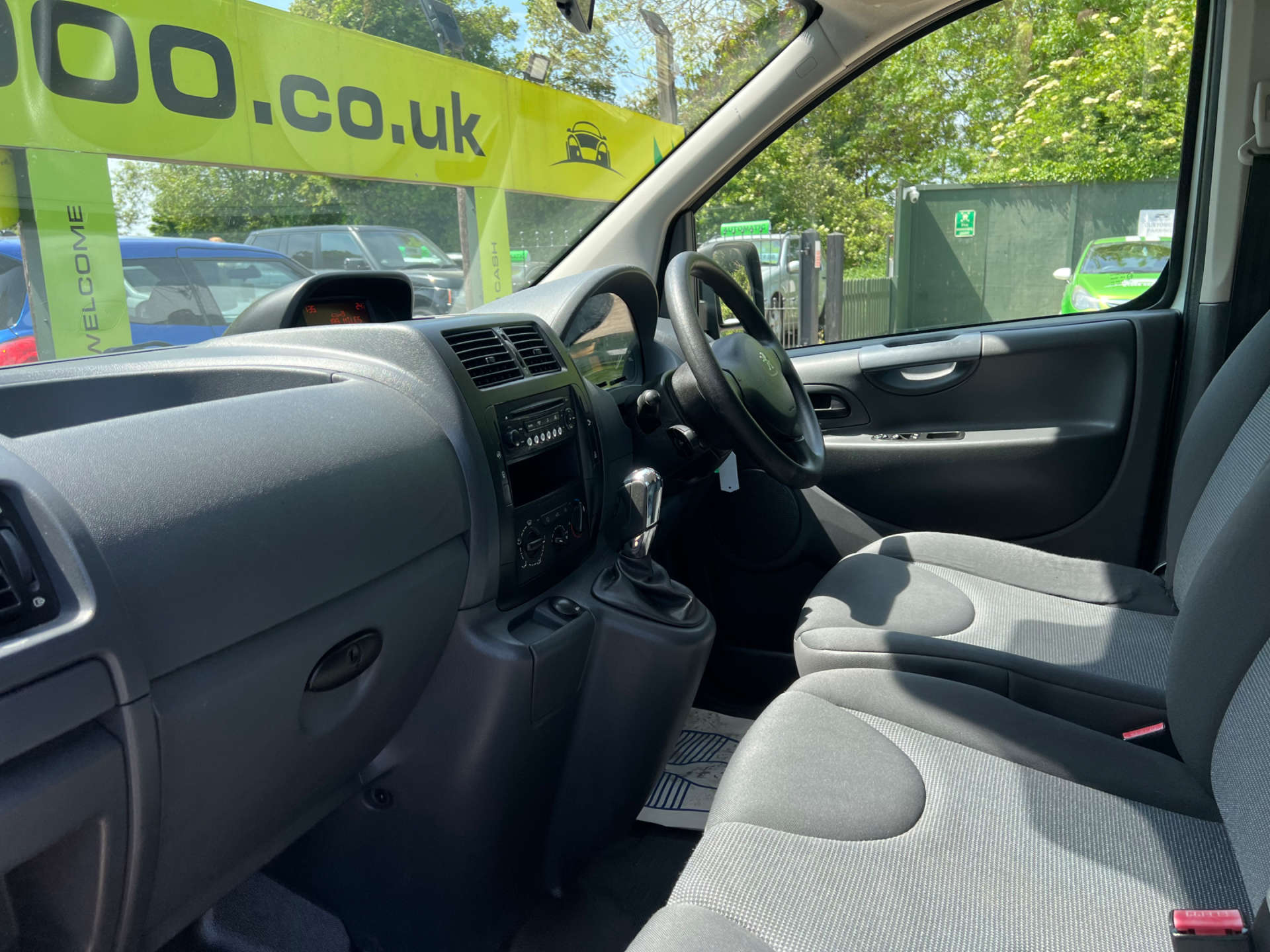 PEUGEOT EXPERT TEPEE 2.0 Expert Tepee Comfort L2 HDi Auto 5dr #14