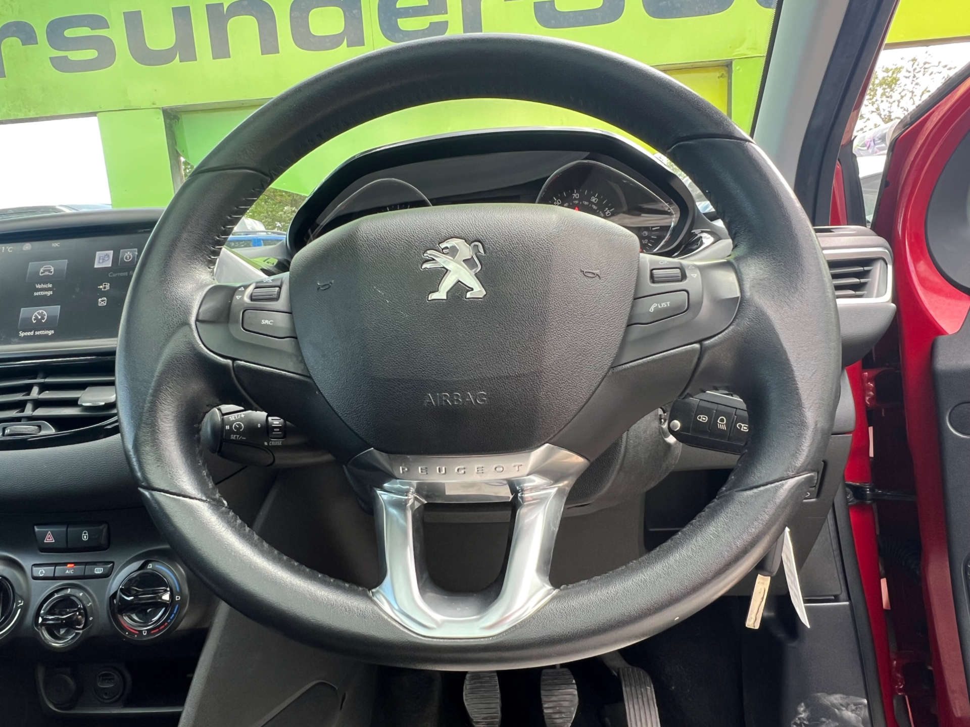 PEUGEOT 208 1.2 208 Style 5dr #32