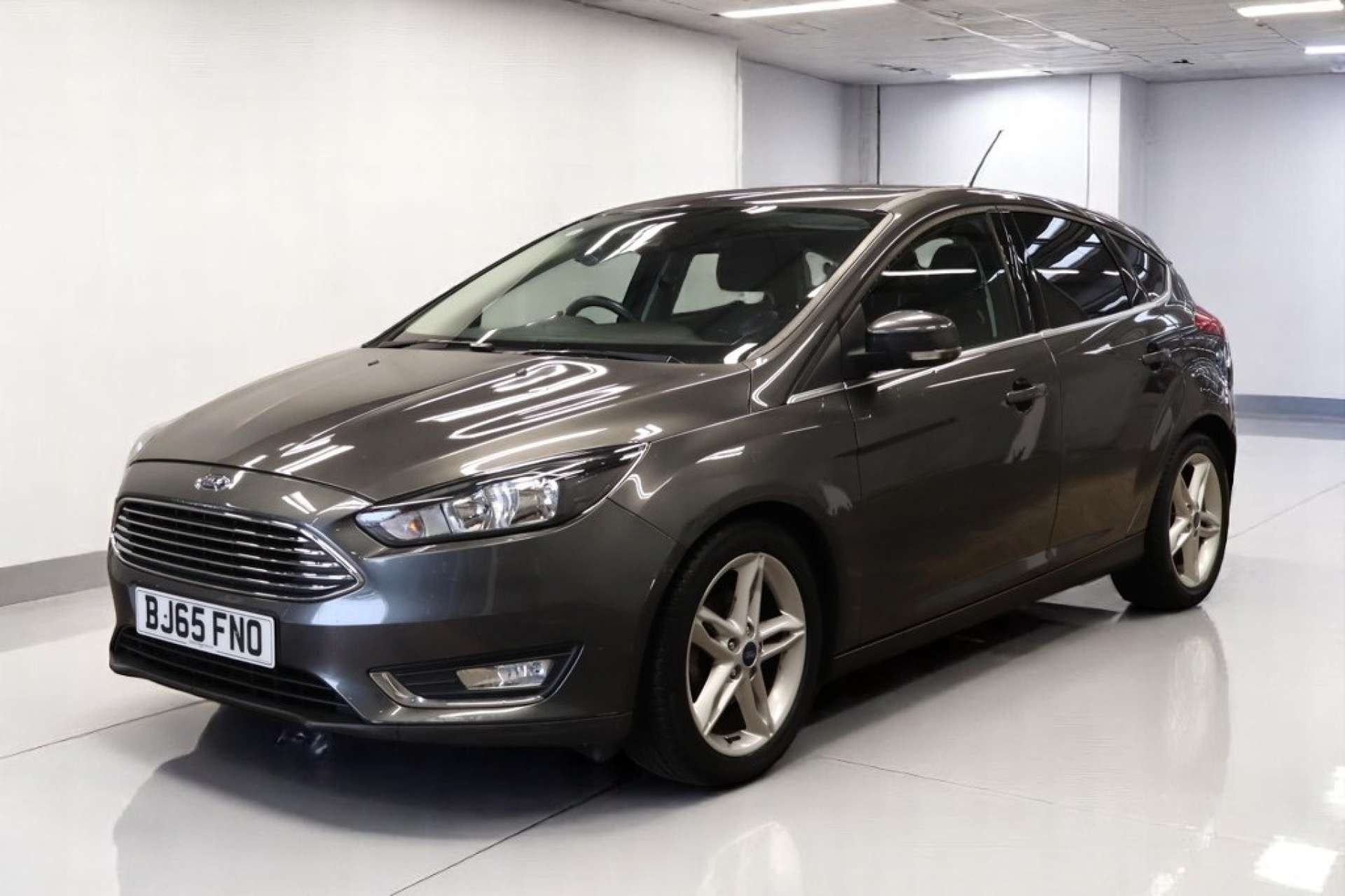 FORD FOCUS 1.0 Focus Titanium 5dr #5