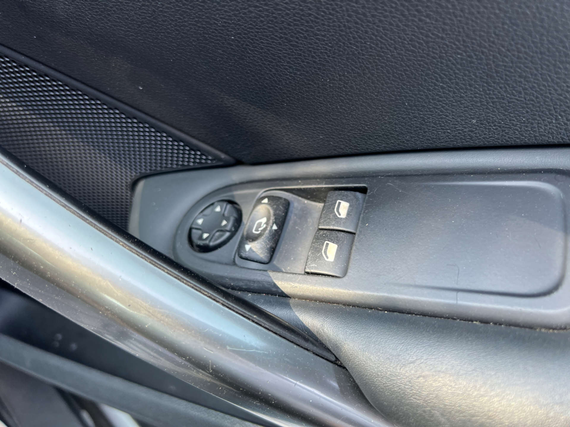 PEUGEOT RCZ 2.0 RCZ GT HDi 2dr #23