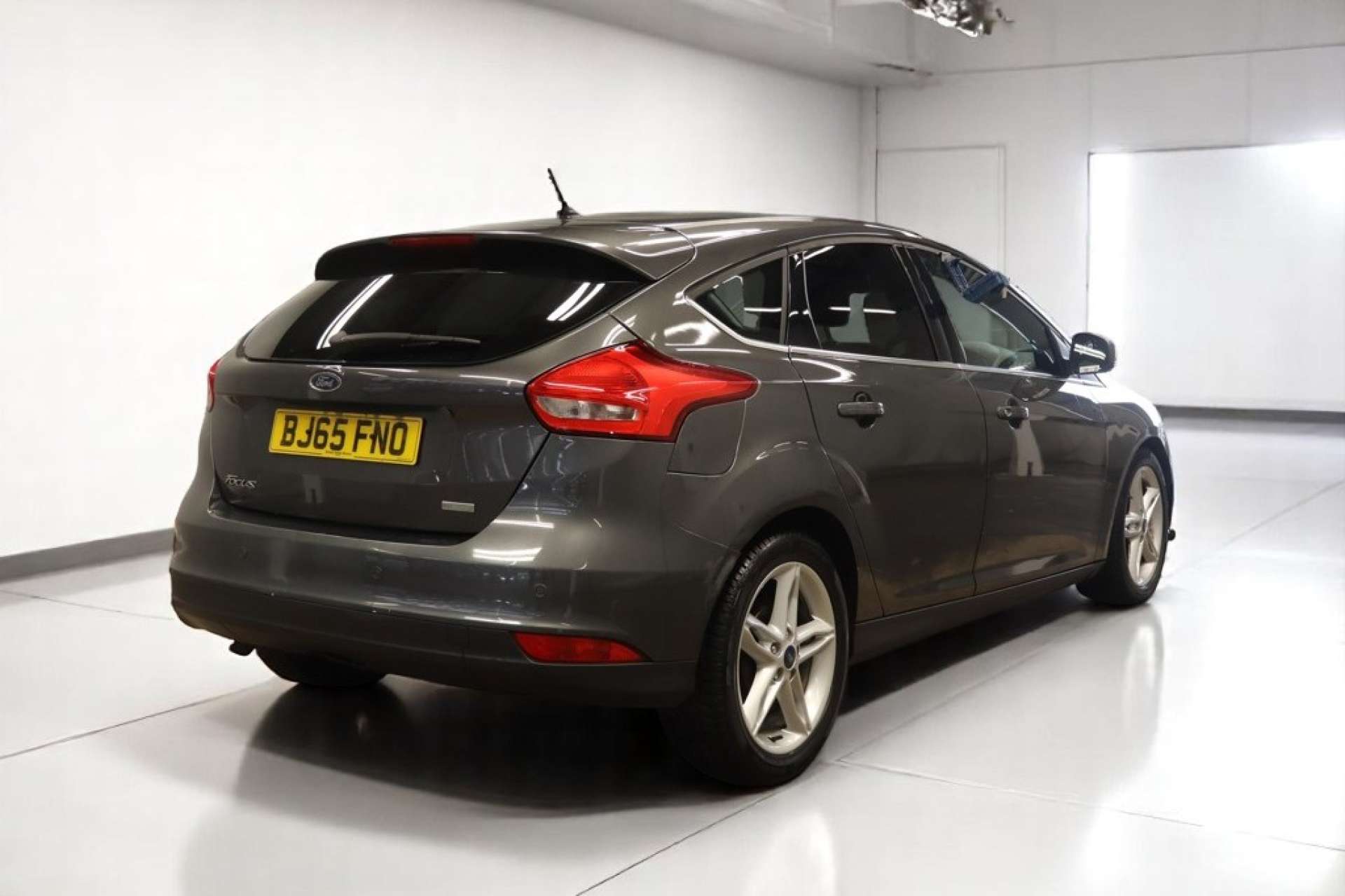 FORD FOCUS 1.0 Focus Titanium 5dr #7