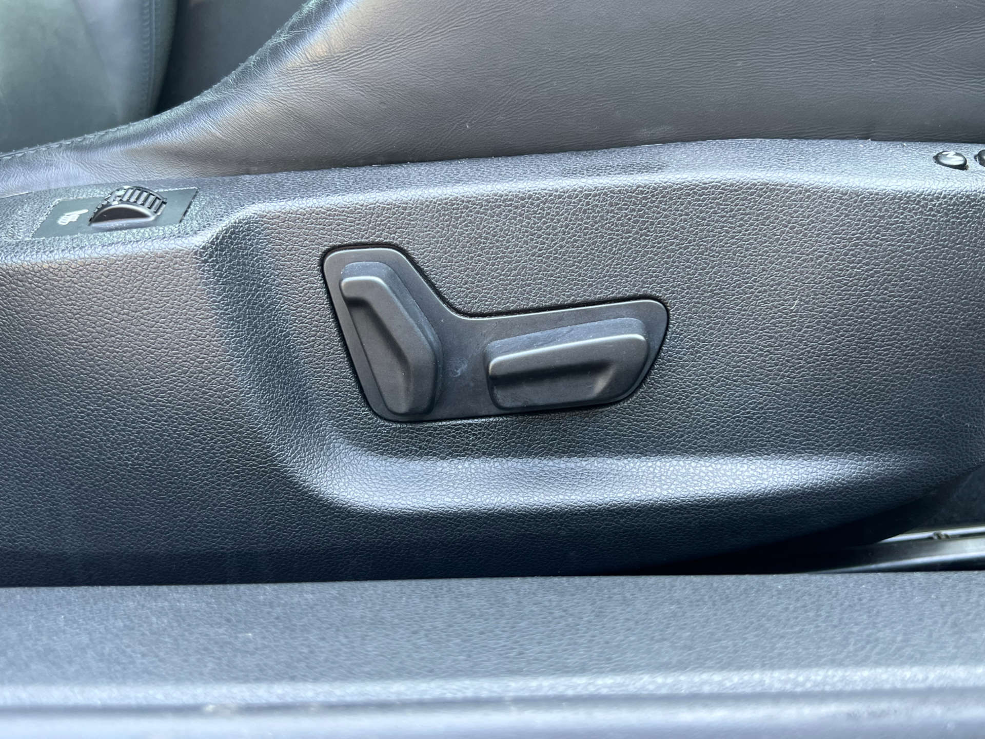 PEUGEOT RCZ 2.0 RCZ GT HDi 2dr #24