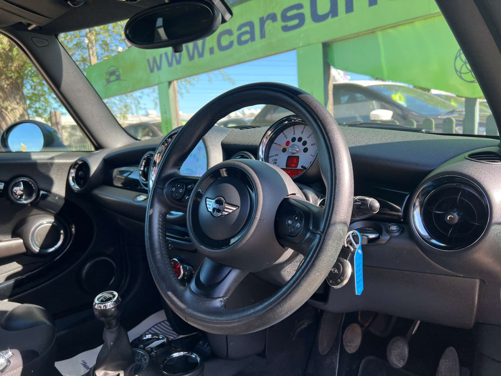 MINI HATCH 1.6 Cooper D 3dr #1