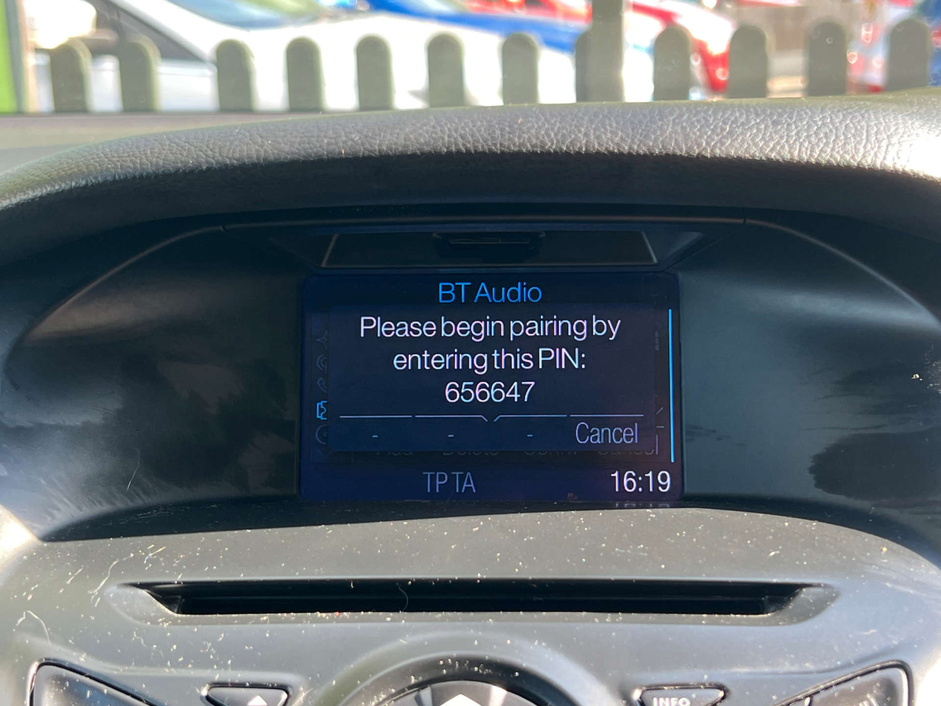 FORD FOCUS 1.0 Focus Zetec Navigator T 5dr #16