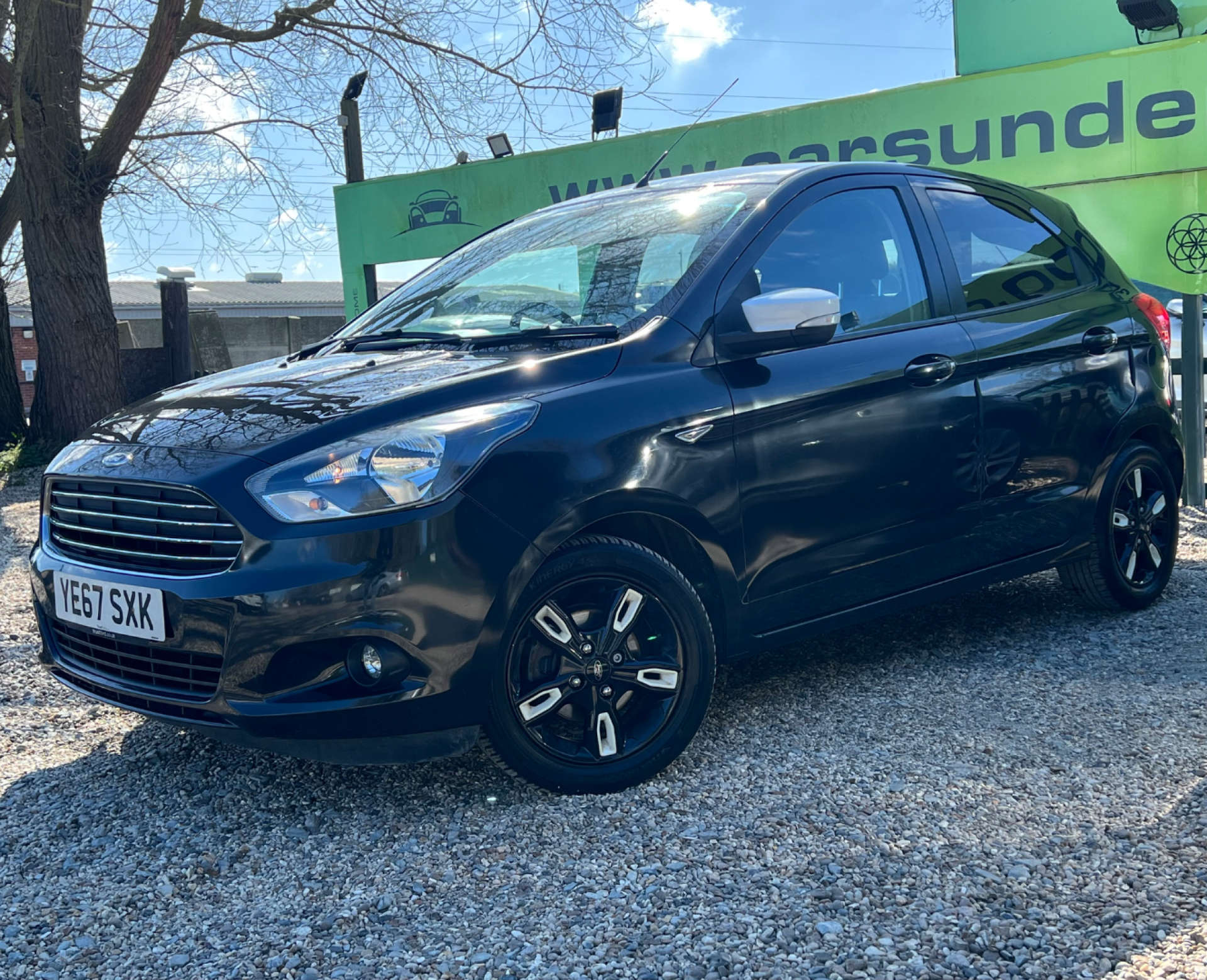 FORD KA+ 1.2 Ka+ Zetec Black Edition 5dr #3