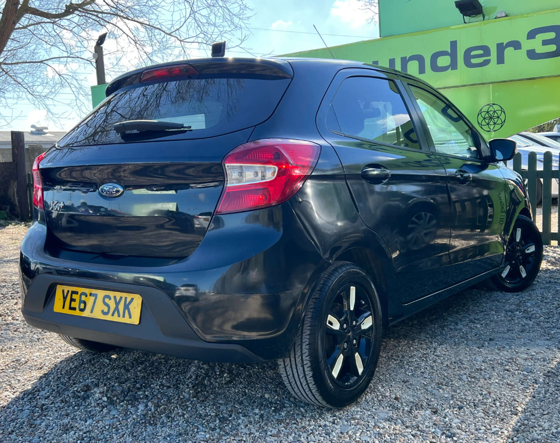 FORD KA+ 1.2 Ka+ Zetec Black Edition 5dr #4