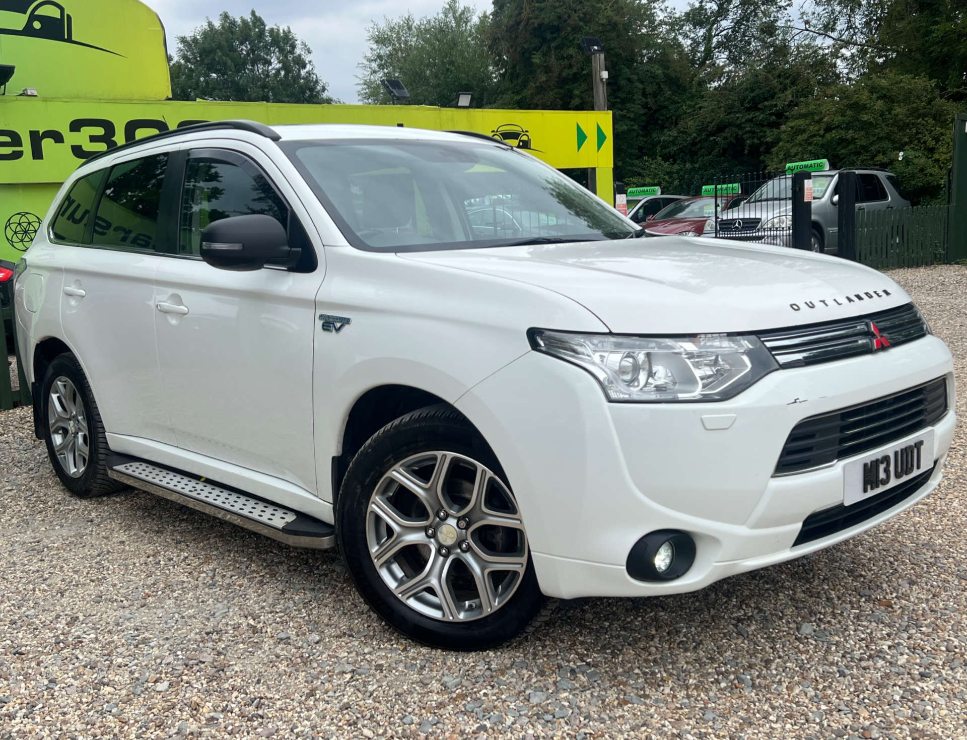 MITSUBISHI OUTLANDER 2.0 Outlander GX 4HS PHEV Auto 4WD 5dr #3