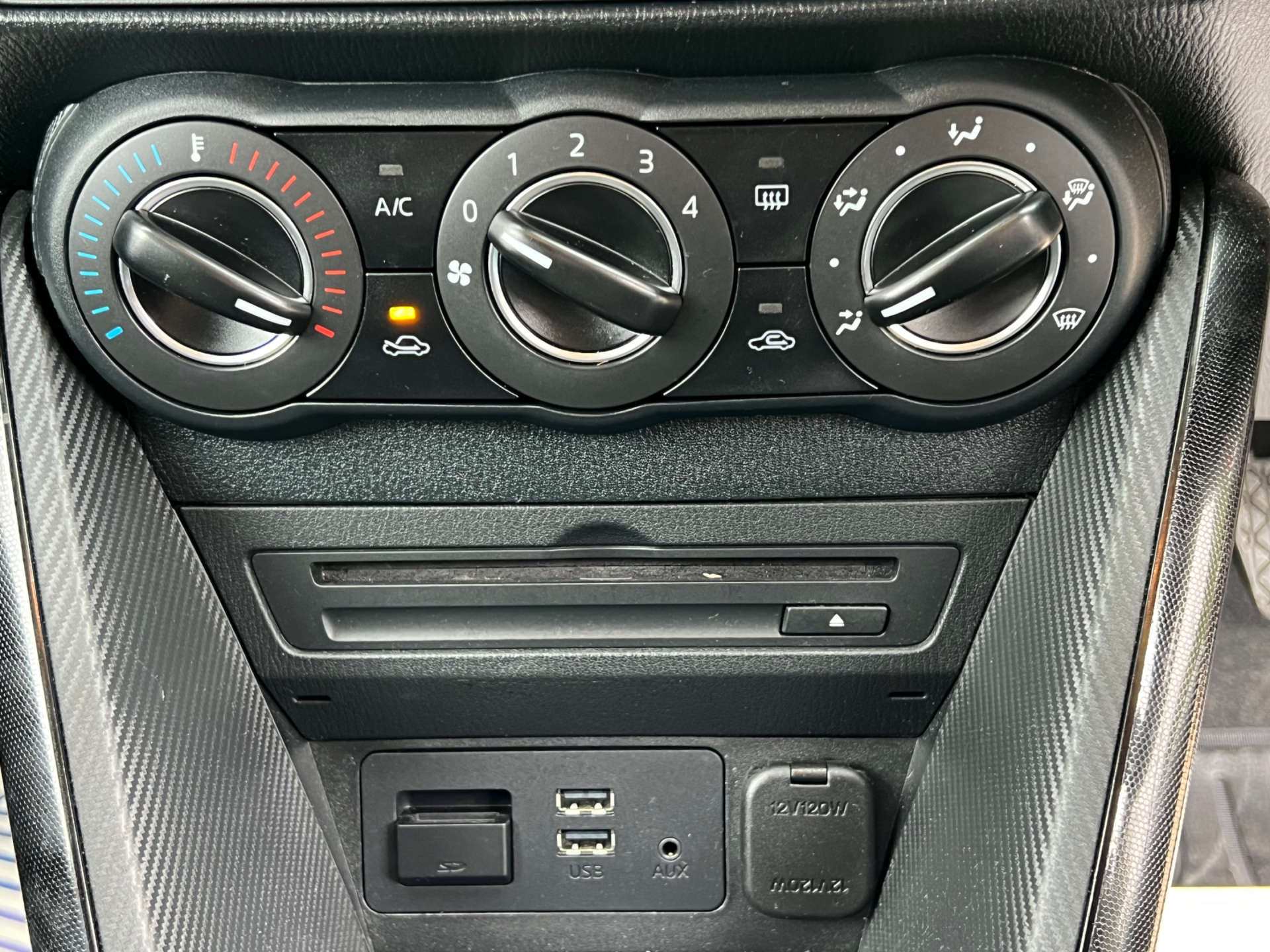 MAZDA 2 1.5 2 Sport Black 5dr #21