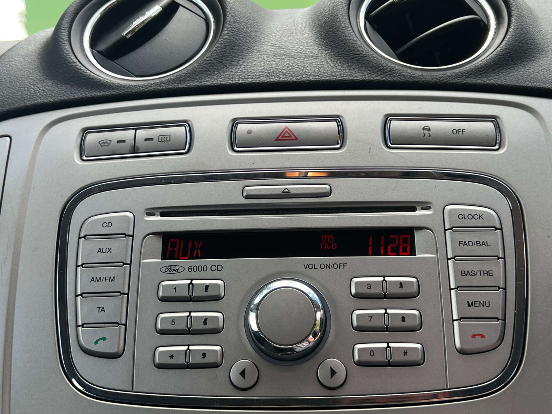 FORD MONDEO 2.0 Mondeo Zetec 5dr #2