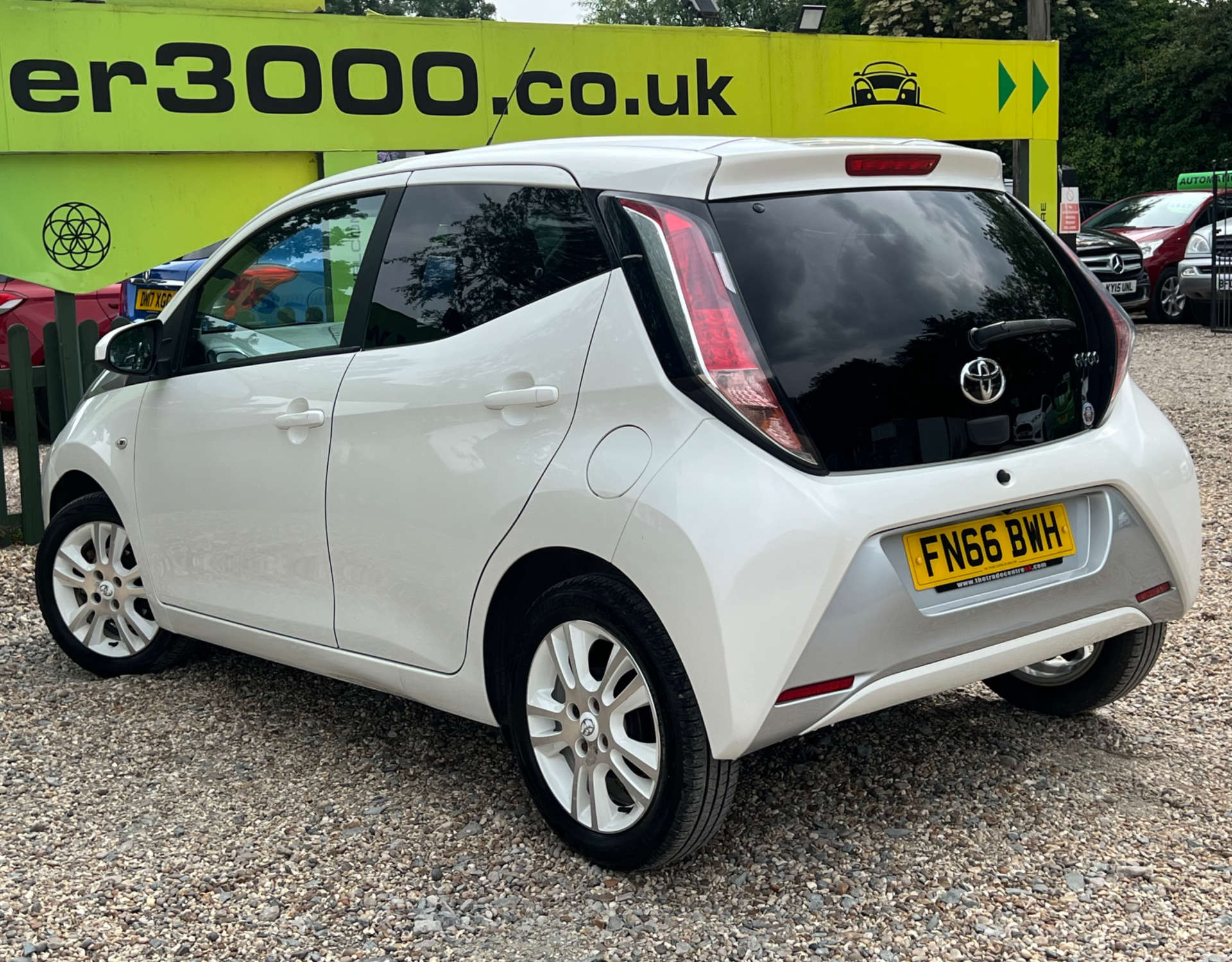 TOYOTA AYGO 1.0 Aygo X-Pure VVT-i 5dr #6