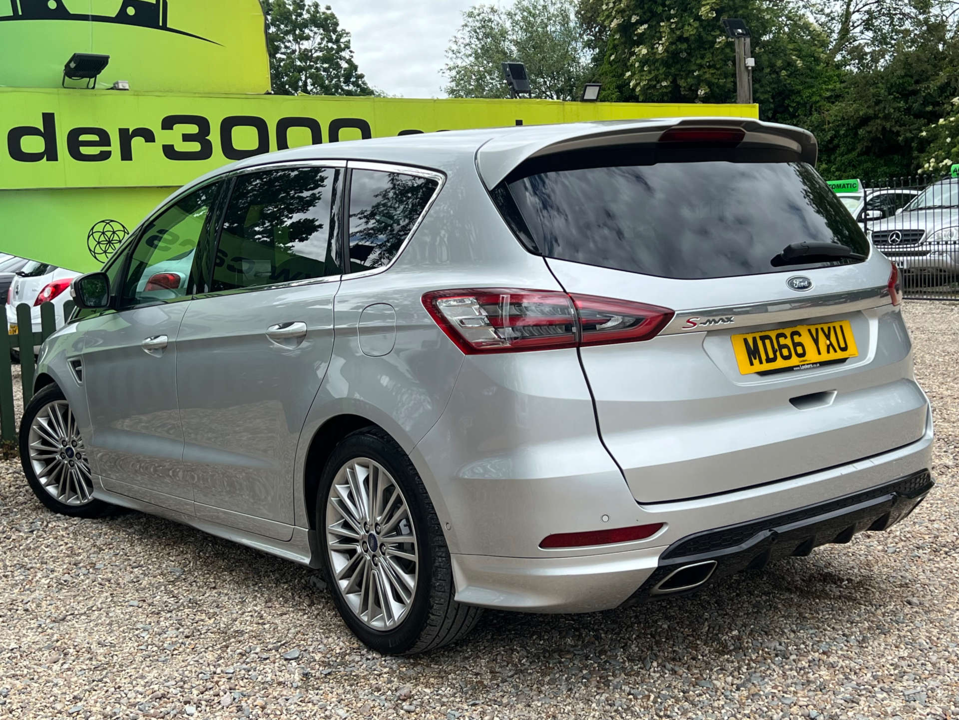 FORD S-MAX 2.0 S-Max Titanium Sport TDCi Auto 5dr #6