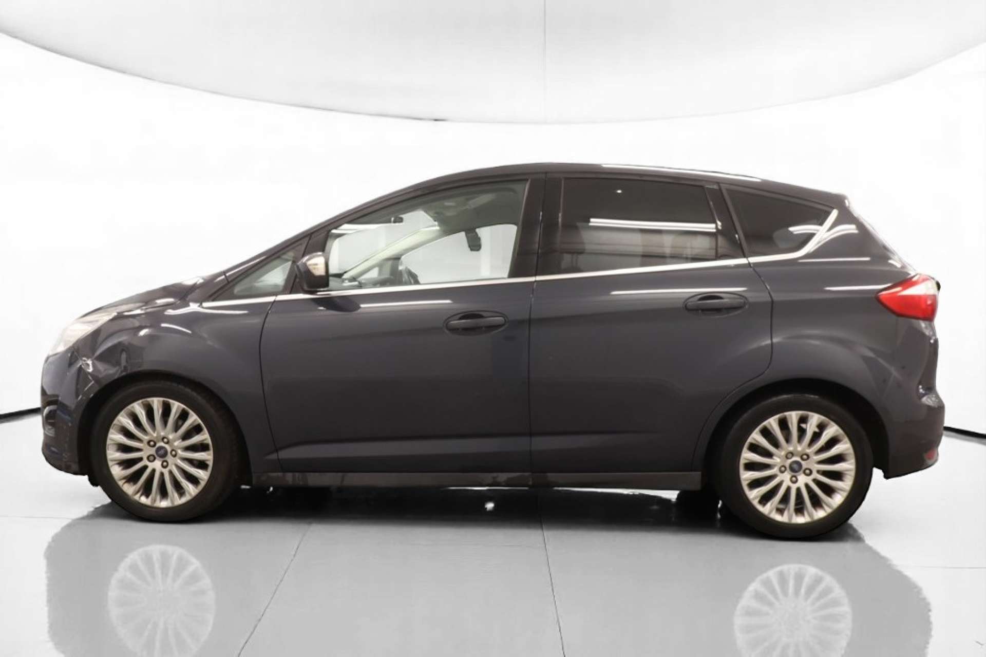 FORD C-MAX 1.0 C-Max Titanium T 5dr #9
