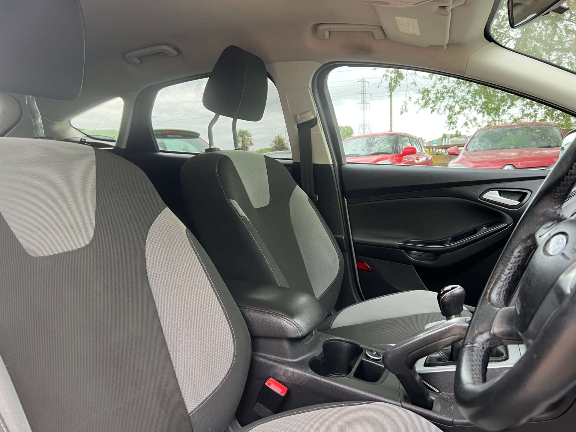 FORD FOCUS 1.6 Focus Zetec TDCI 5dr #10
