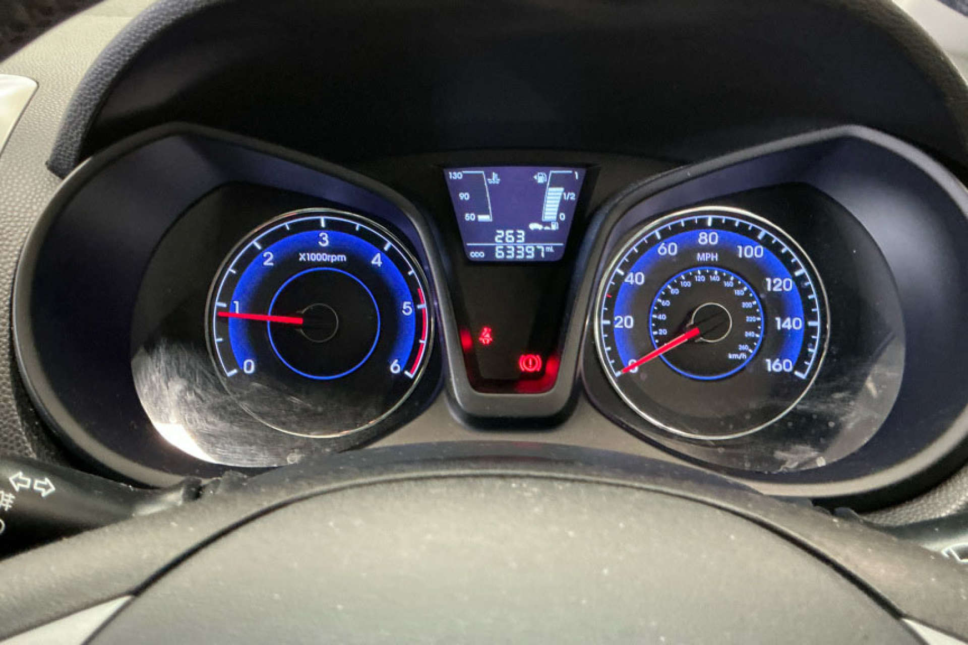 HYUNDAI IX20 1.6 ix20 Premium CRDi Blue Drive 5dr #6