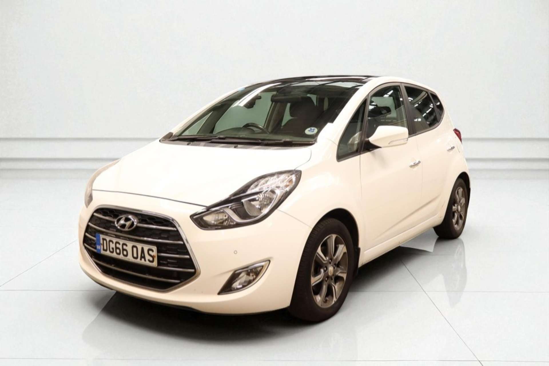 HYUNDAI IX20 1.6 ix20 Premium CRDi Blue Drive 5dr #7