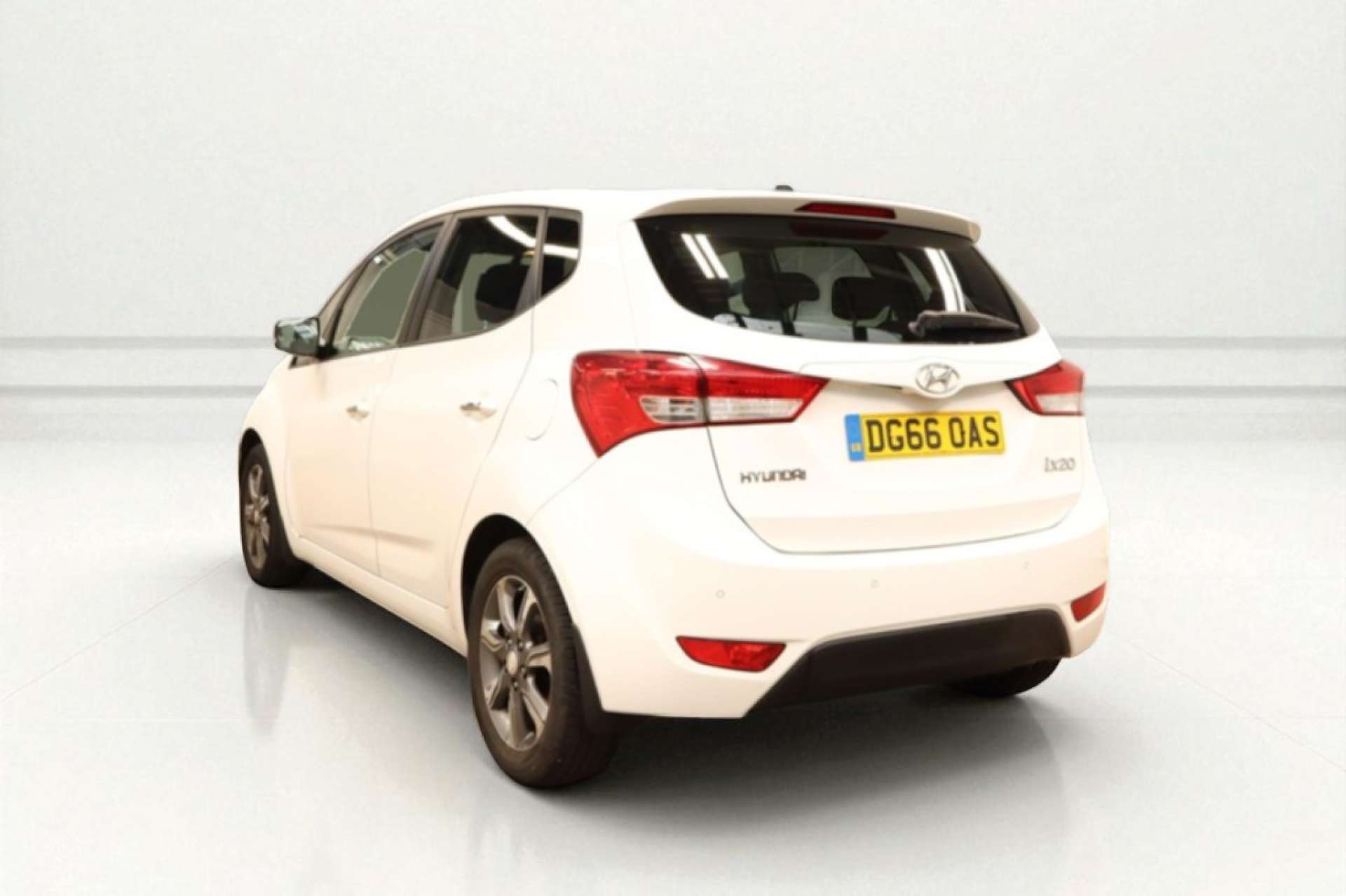 HYUNDAI IX20 1.6 ix20 Premium CRDi Blue Drive 5dr #8