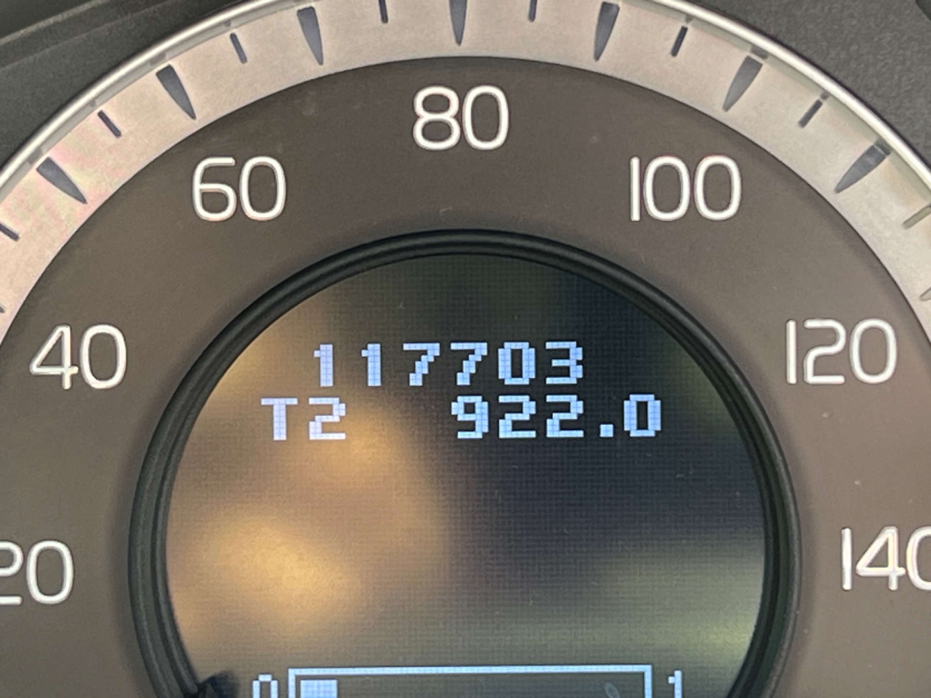 VOLVO XC60 2.4 XC60 SE Premium AWD D5 Auto 4WD 5dr #22