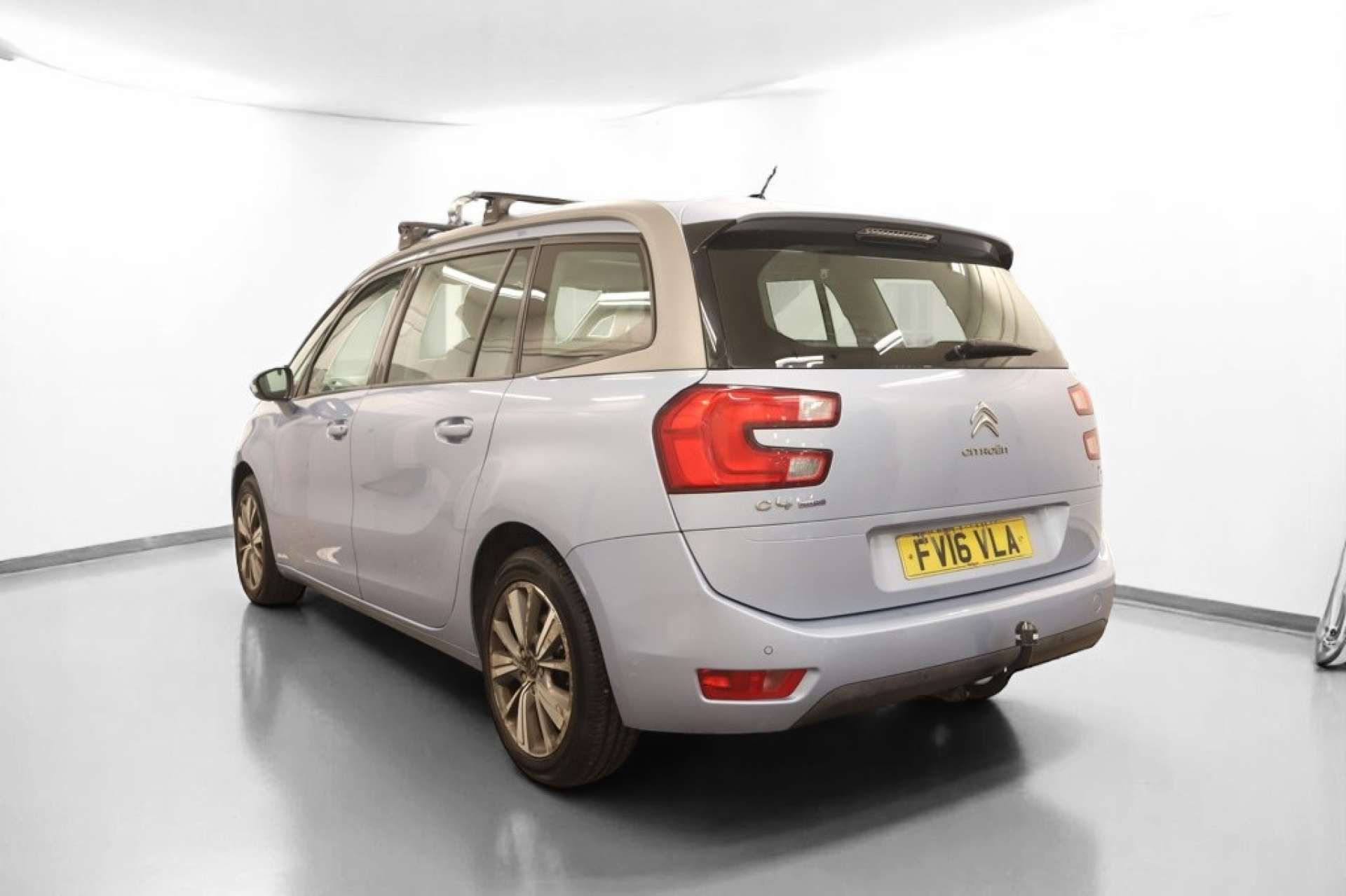 CITROEN C4 PICASSO 1.6 C4 Grand Picasso VTR+ Blue HDi 5dr #8