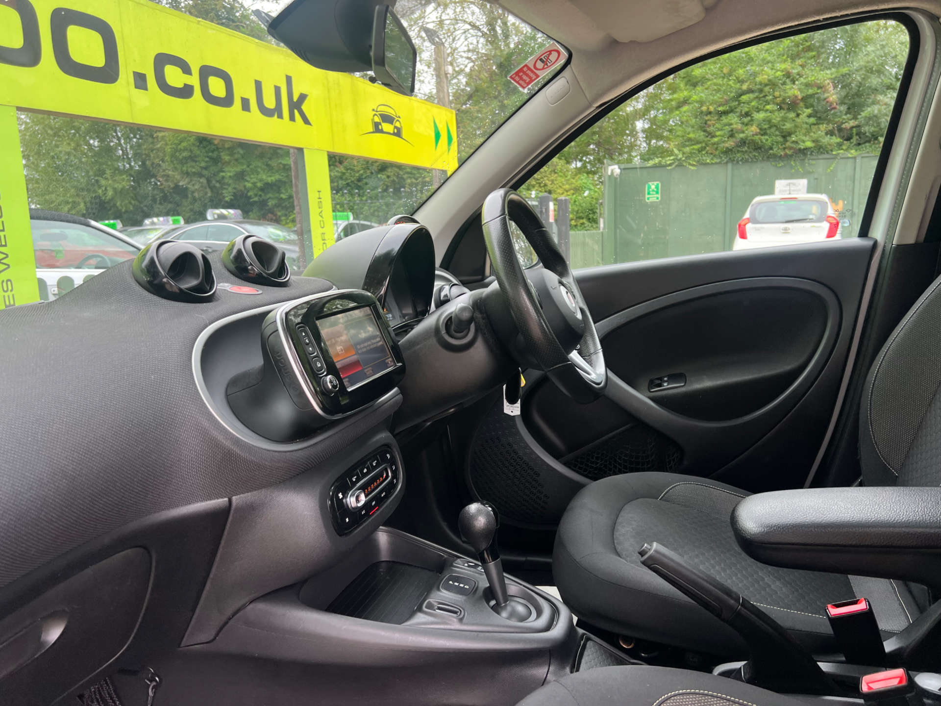 SMART FORFOUR EQ forfour Pulse Premium 5dr #16