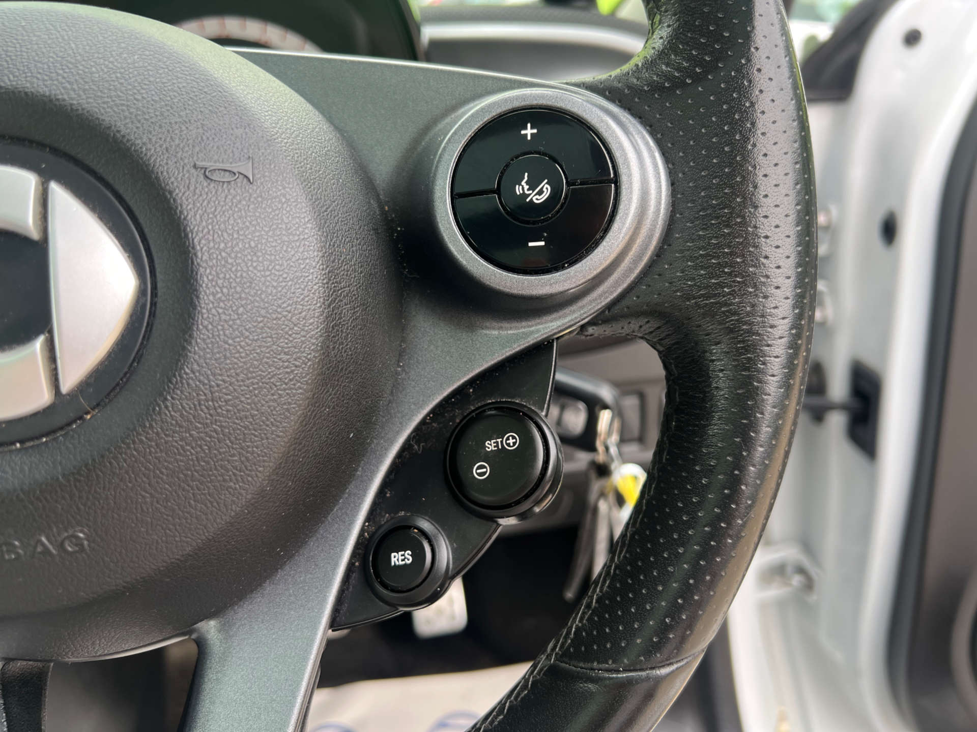 SMART FORFOUR EQ forfour Pulse Premium 5dr #24