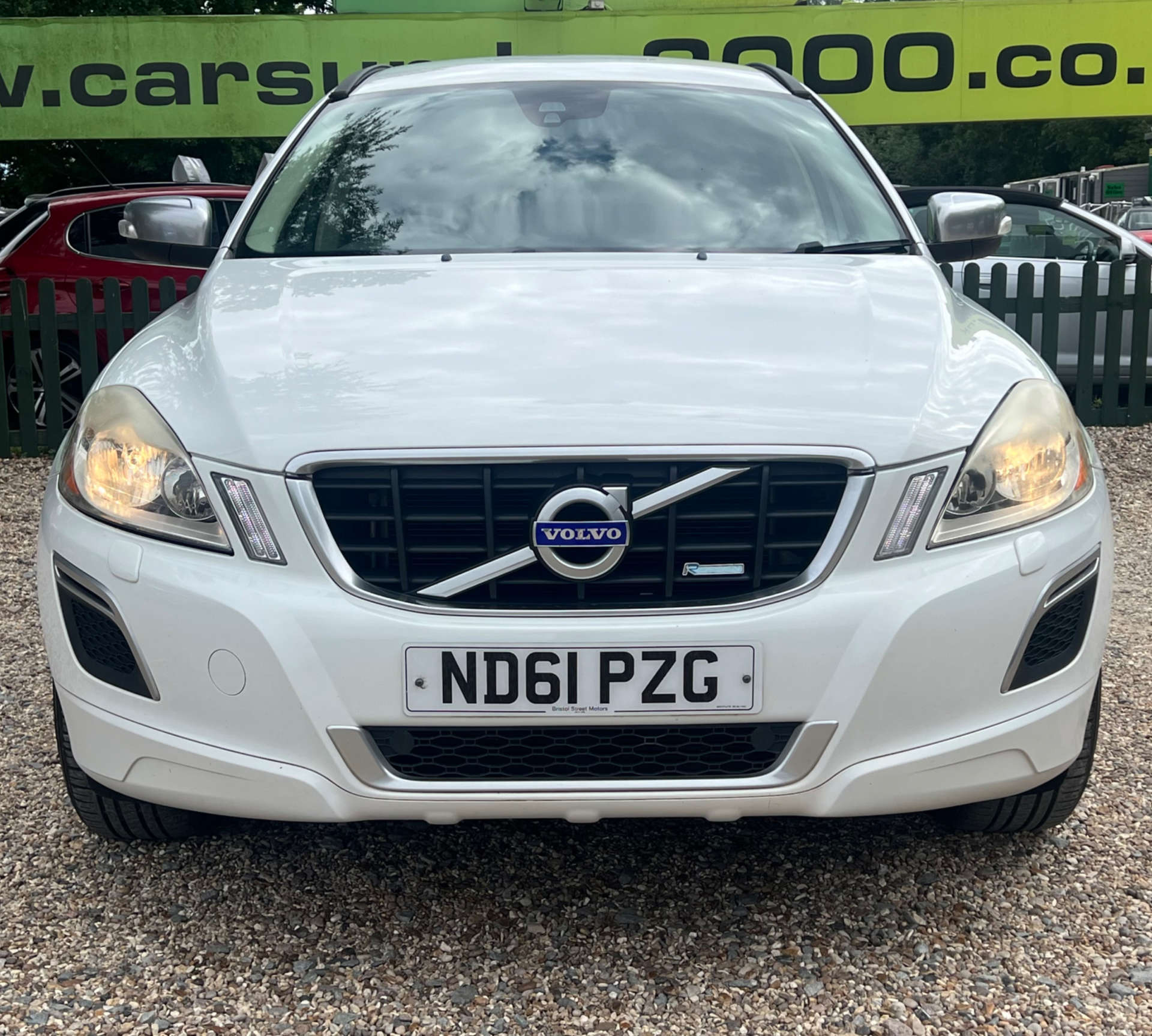 VOLVO XC60 2.4 XC60 R-Design D5 AWD Auto 4WD 5dr #4