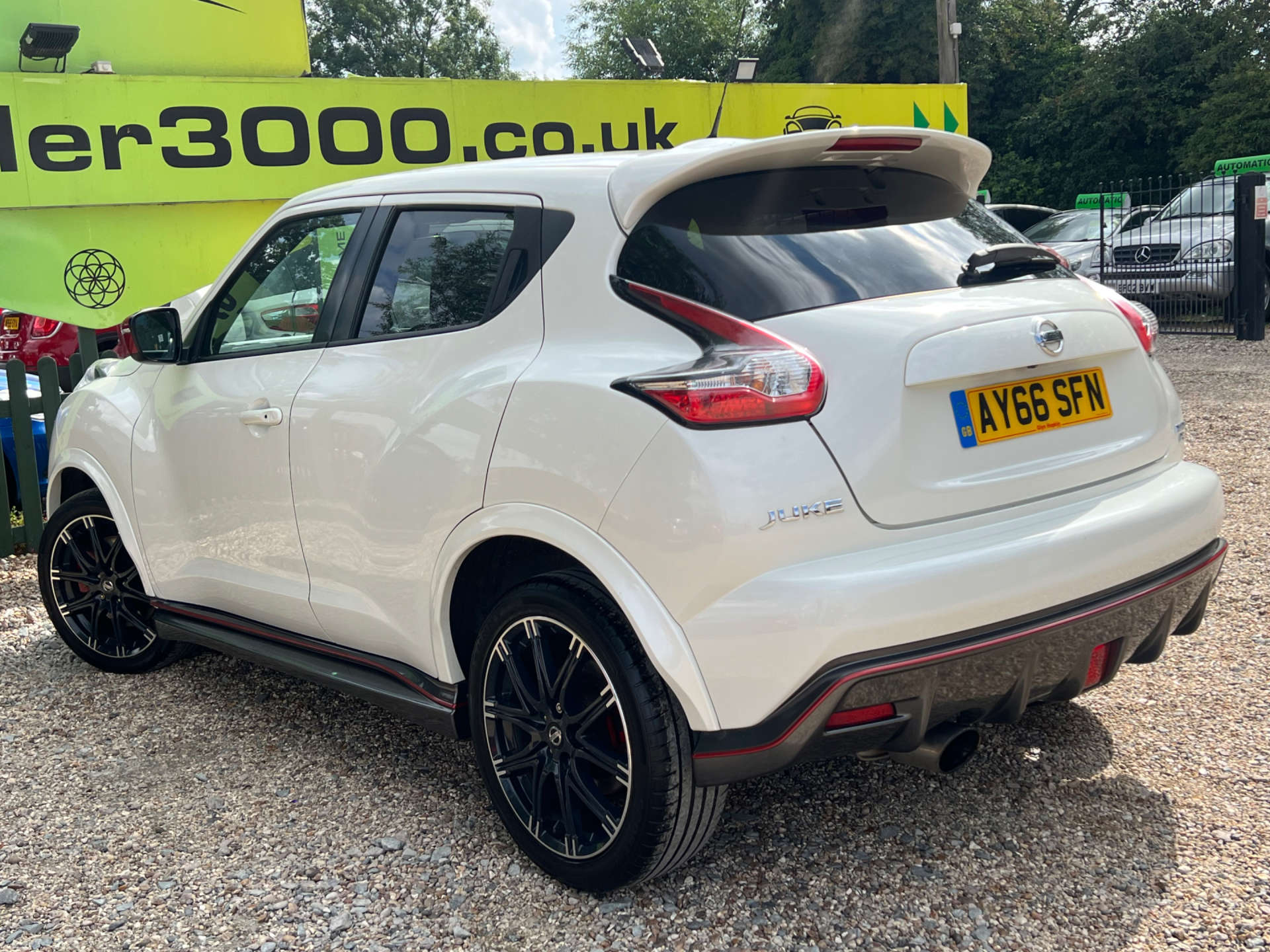NISSAN JUKE 1.6 Juke Nismo RS DiG-T 5dr #8