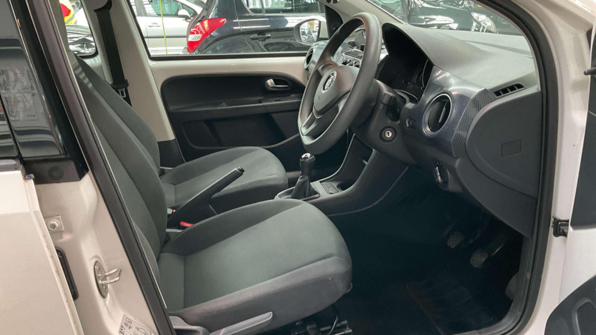 VOLKSWAGEN UP! 1.0 Move Up 5dr #2