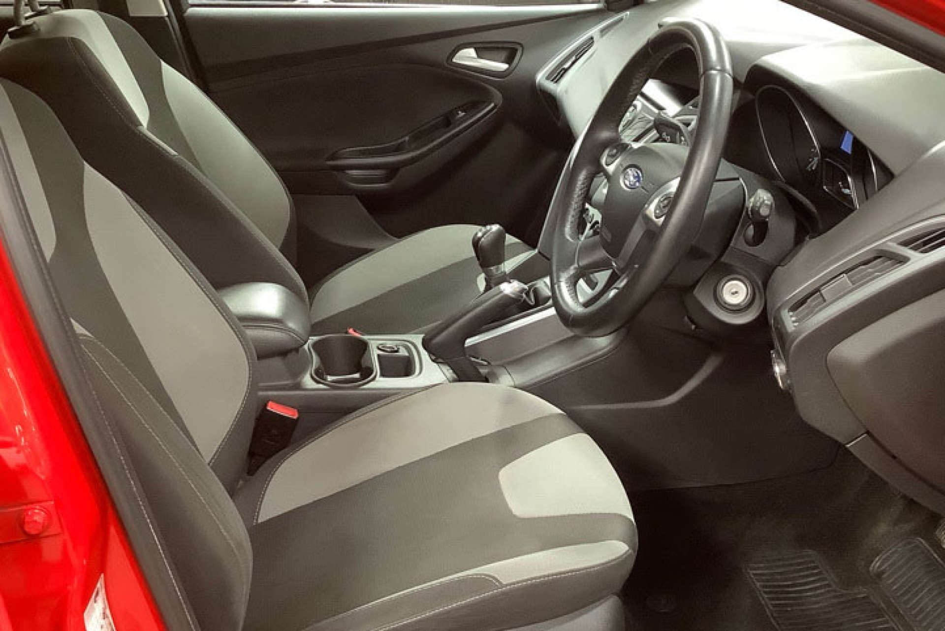 FORD FOCUS 1.0 Focus Zetec Navigator T 5dr #2