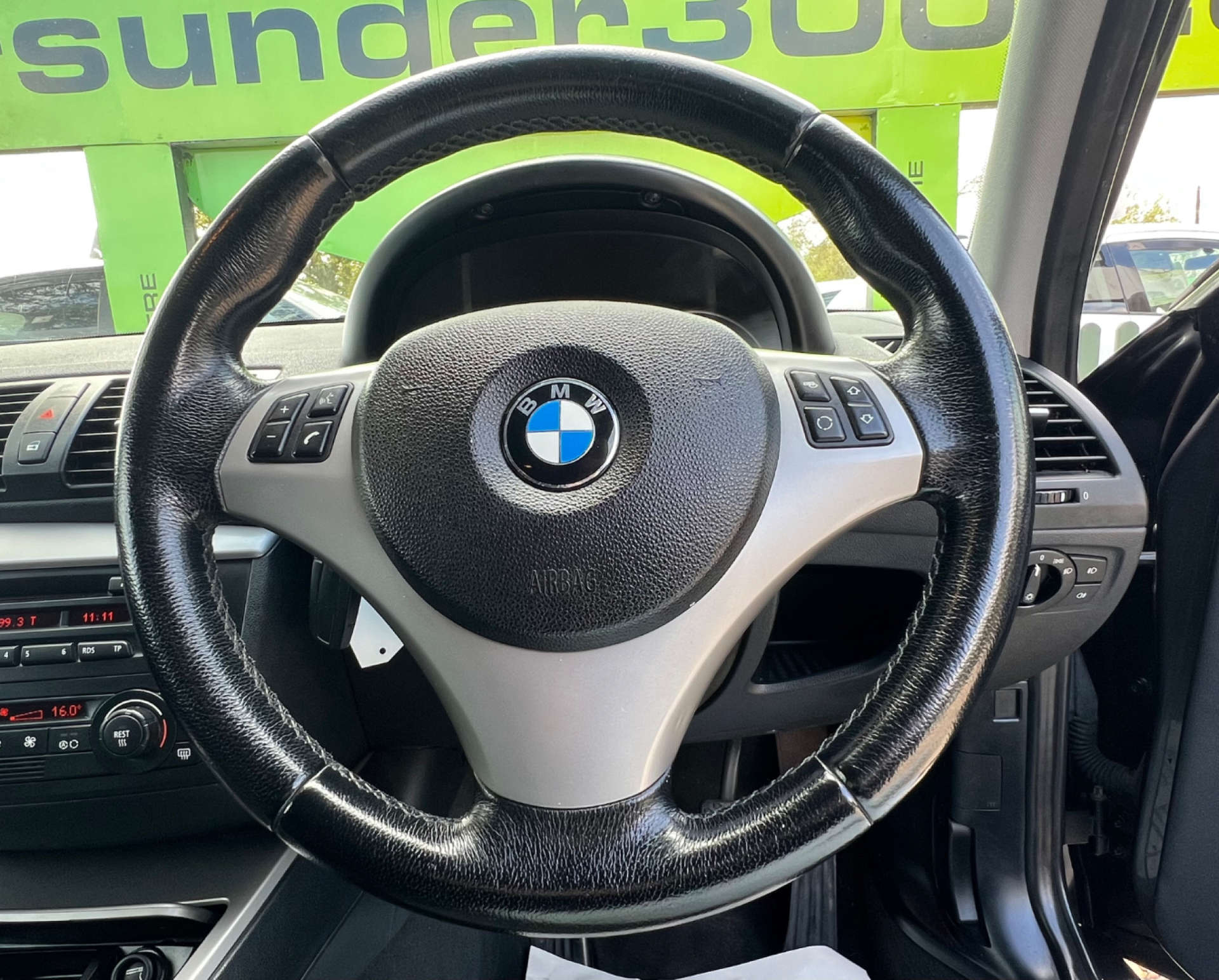BMW 1 SERIES 2.0 120d SE 5dr #24