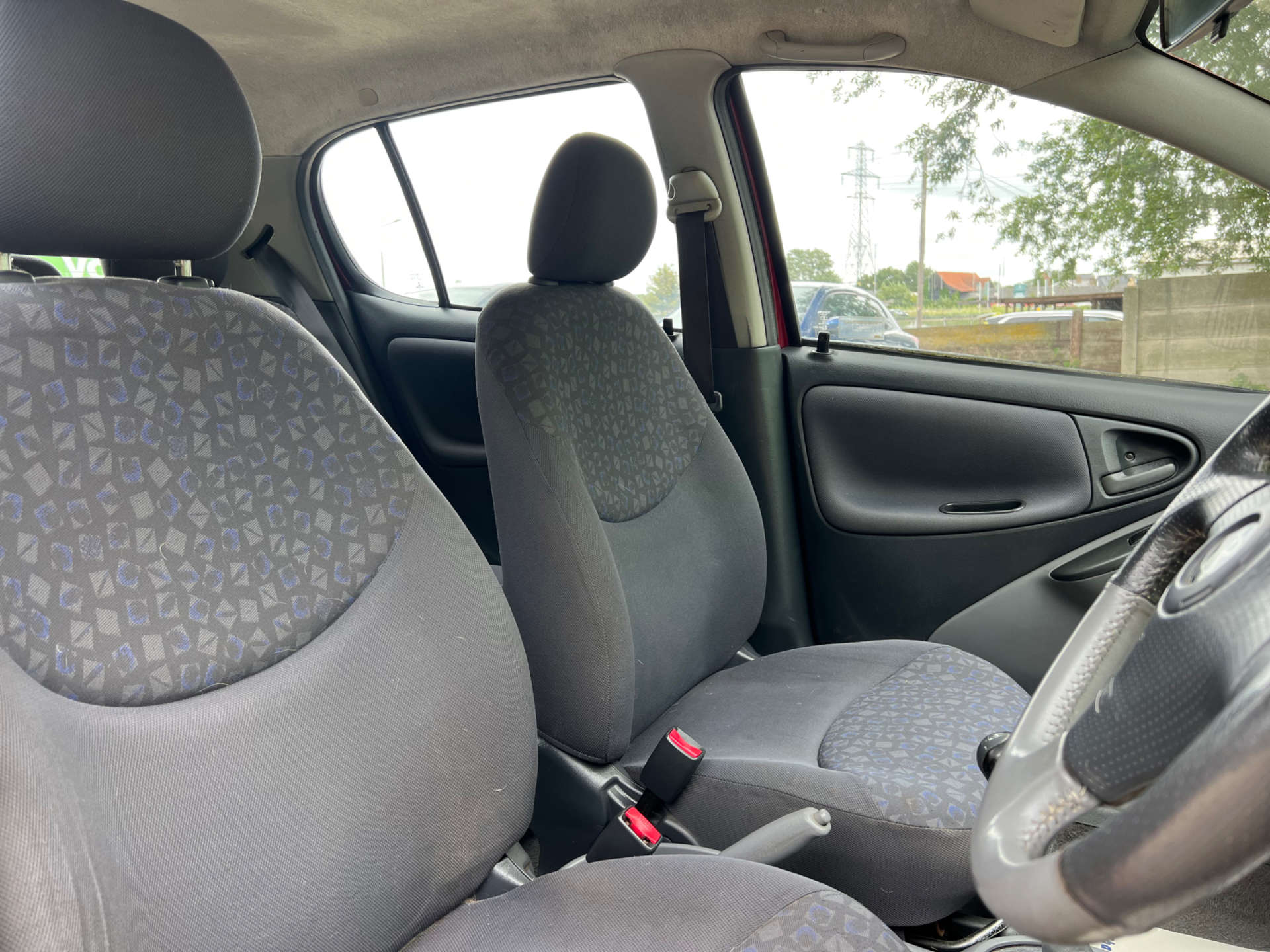 TOYOTA YARIS 1.0 Yaris VVTi Colour Collection 5dr #9