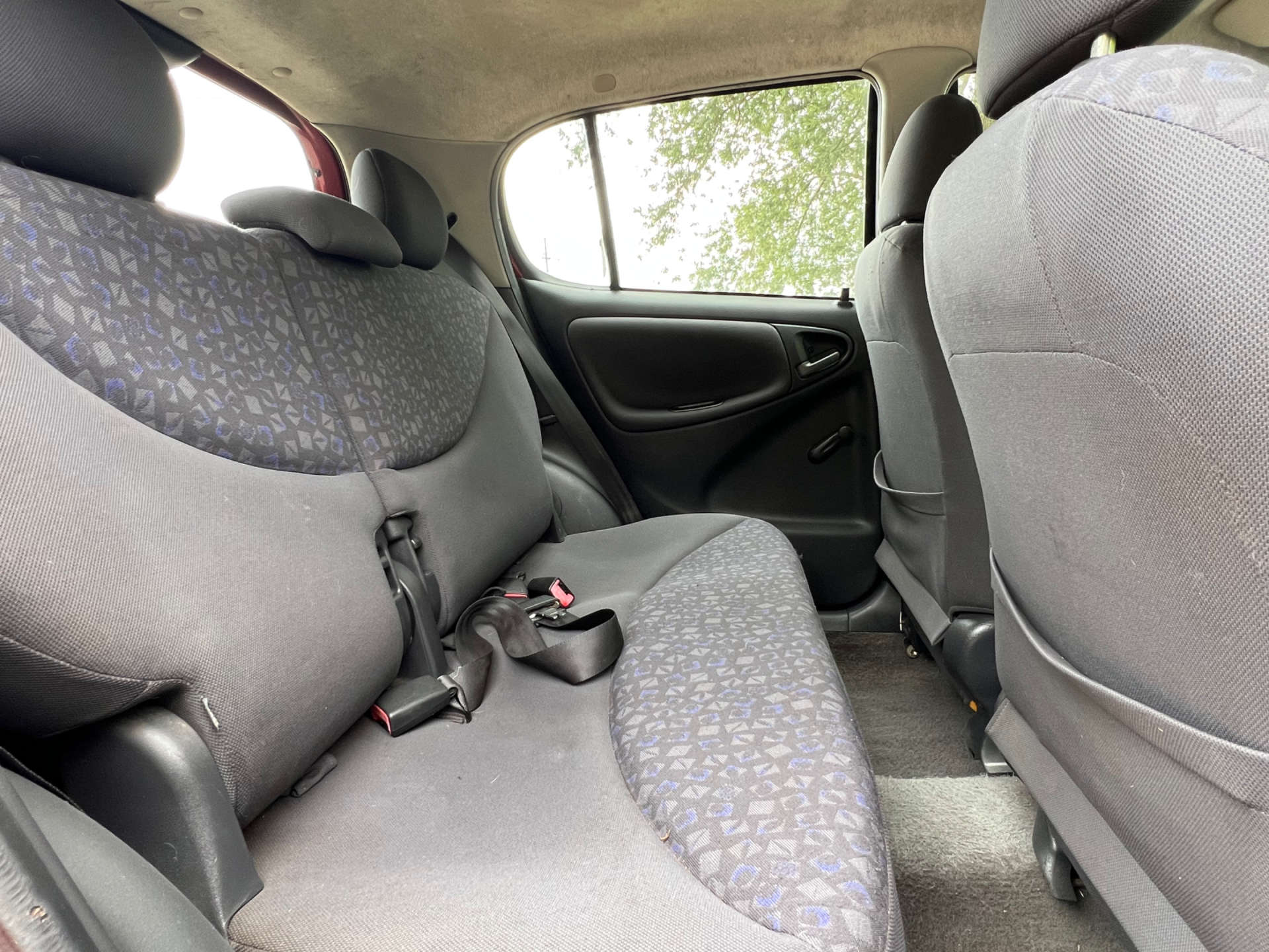 TOYOTA YARIS 1.0 Yaris VVTi Colour Collection 5dr #10